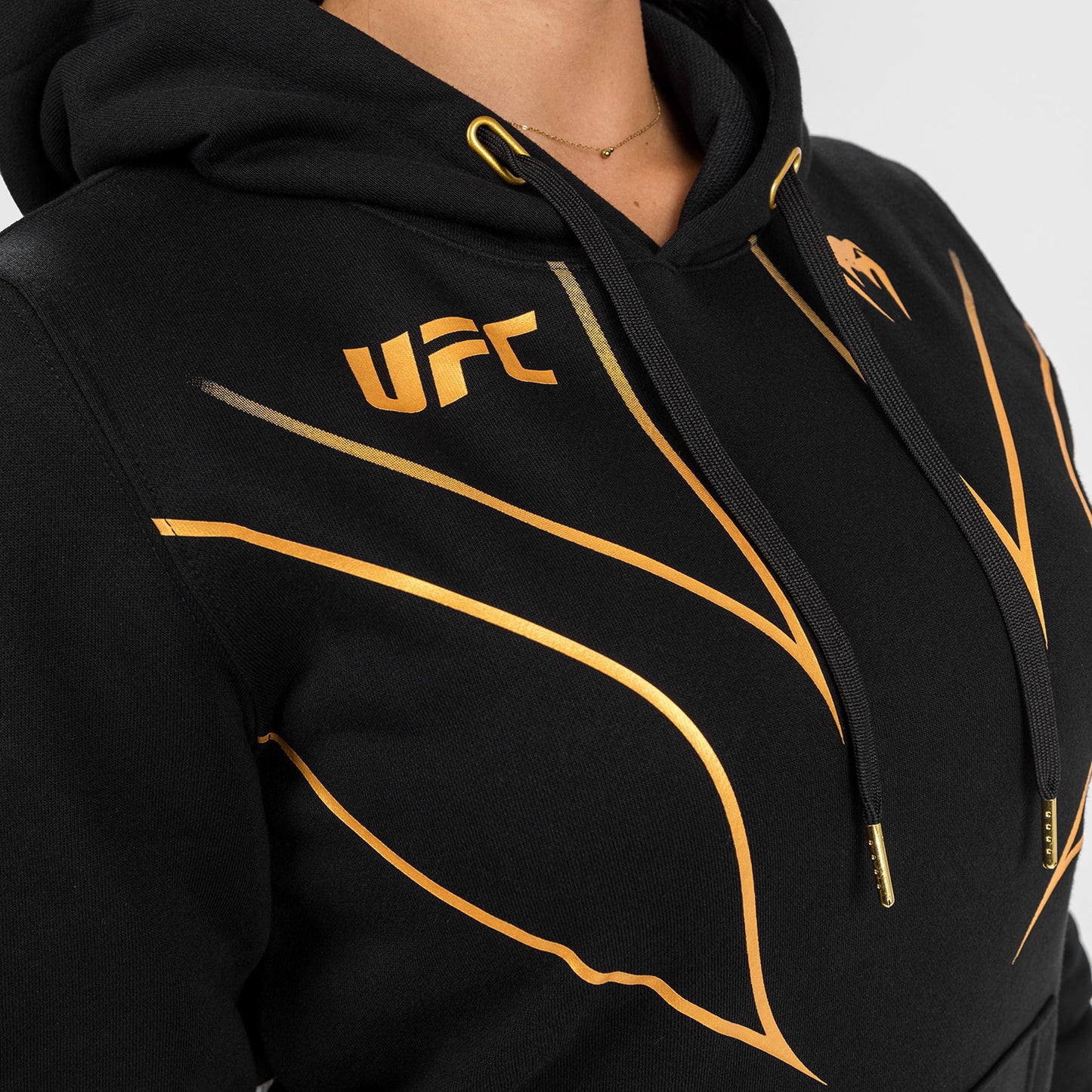 UFC Venum Fight Night 2.0 Replica Frauen Hoodie - Champion