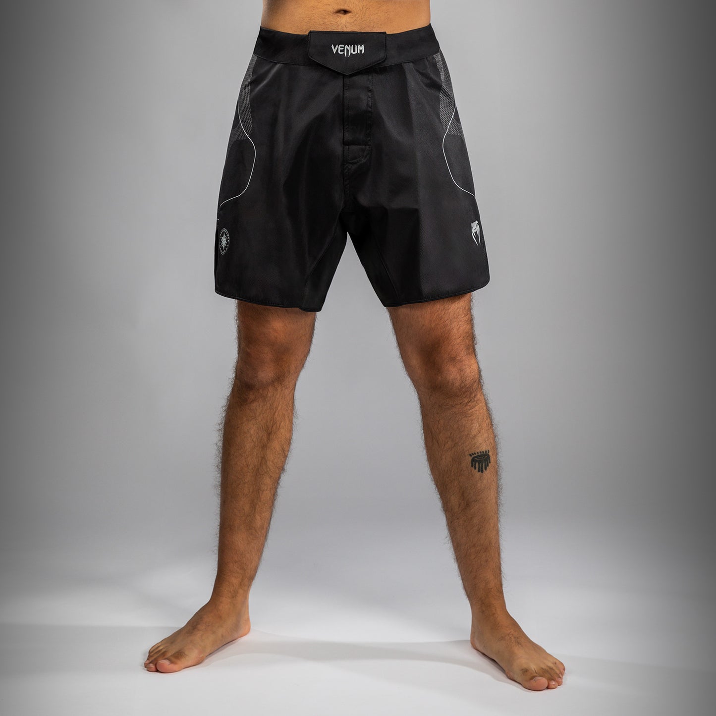 Venum Nexus Fight Shorts – Schwarz/Silber