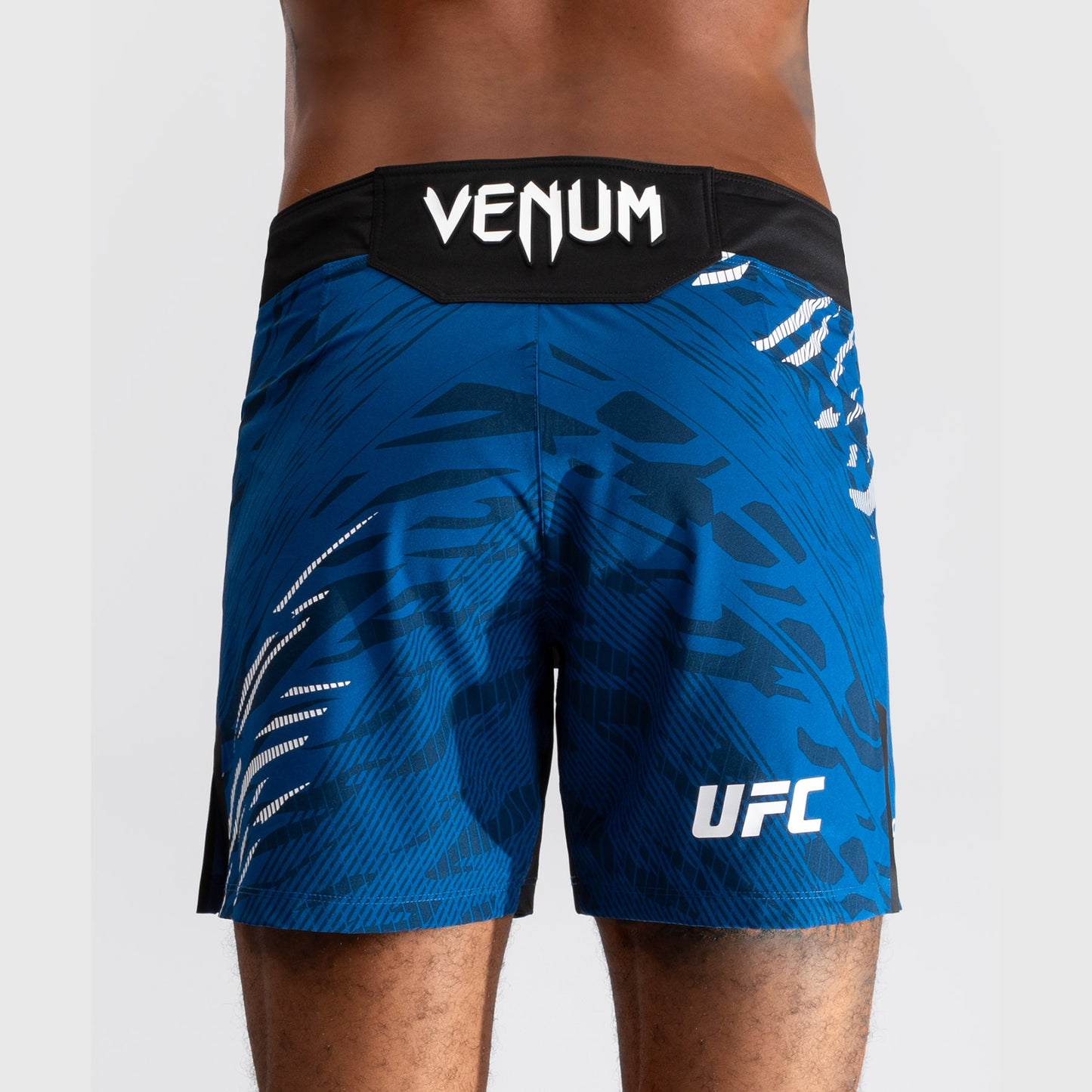 UFC Fusion by Venum Personalized Authentic Fight Night Herren Fight Short - Short Fit - Blau