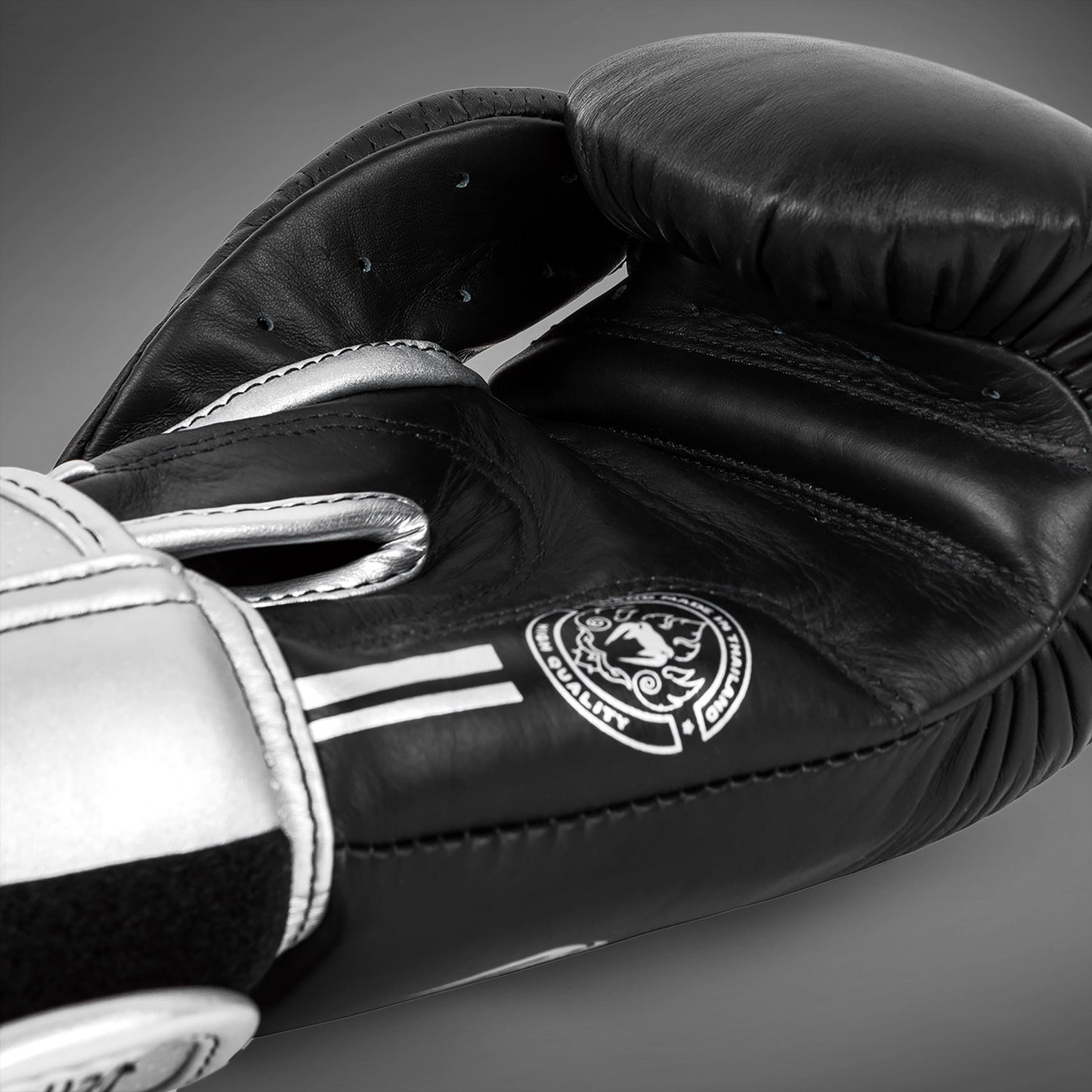 Venum Power 2.0 Boxhandschuhe - Schwarz/Gold