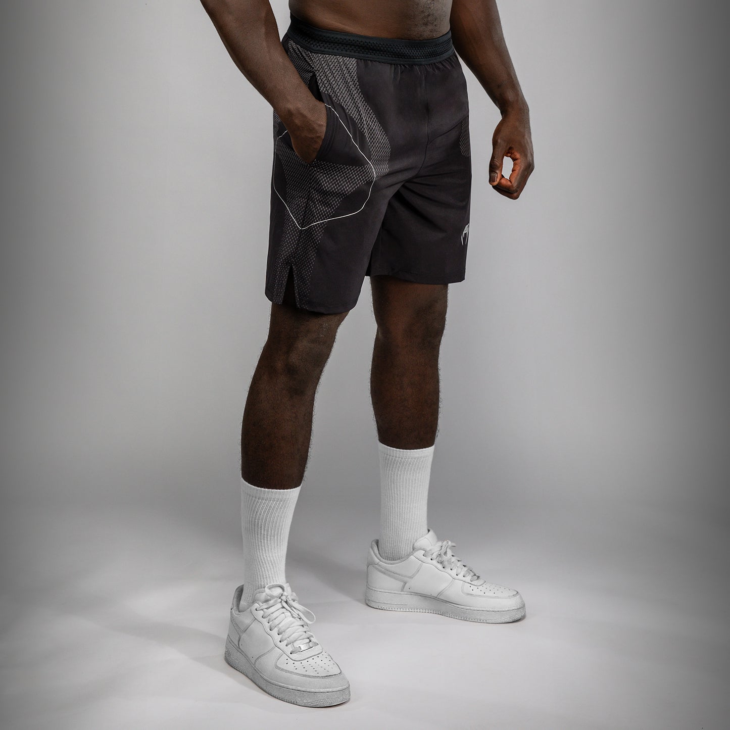 Venum Nexus Trainingsshorts – Schwarz/Silber