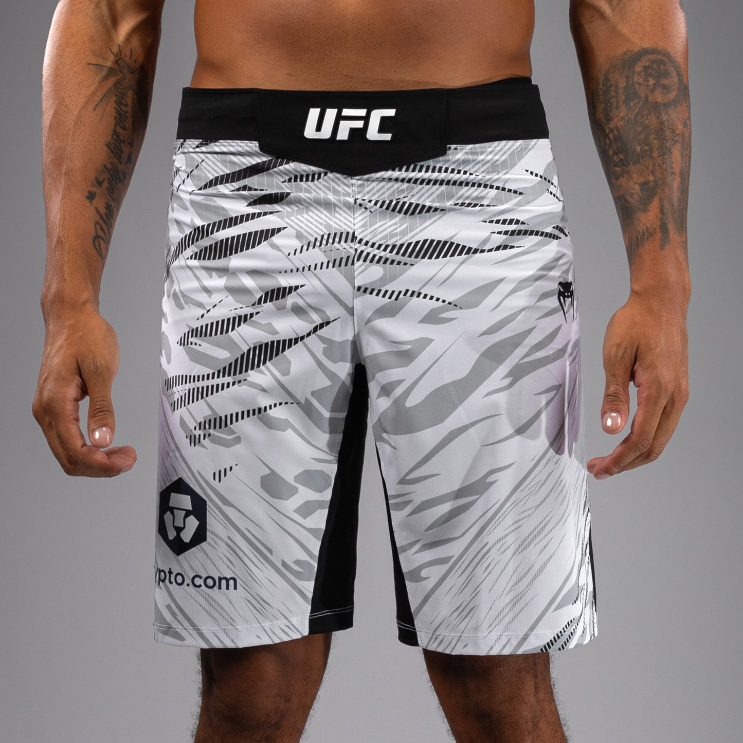UFC Fusion by Venum Authentic Fight Night Herren Fight Short - Long Fit - Weiß