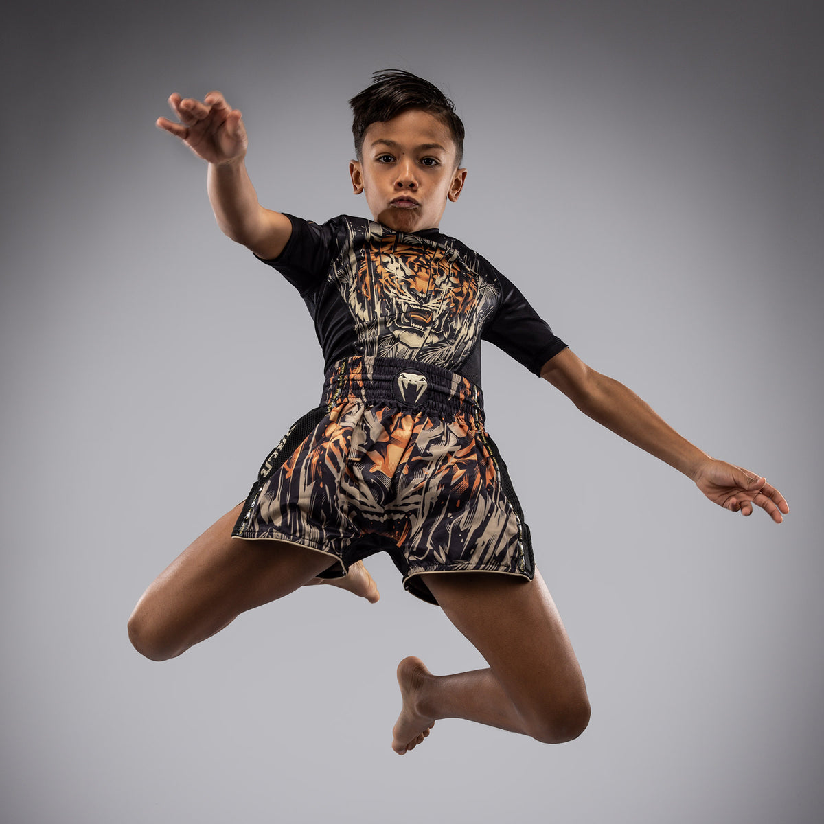 Venum Tiger Kinder Muay Thai Shorts - Schwarz/Neon Orange