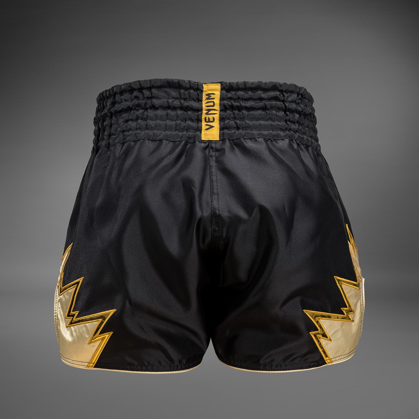 Venum Inferno Muay Thai Shorts - Schwarz/Gold