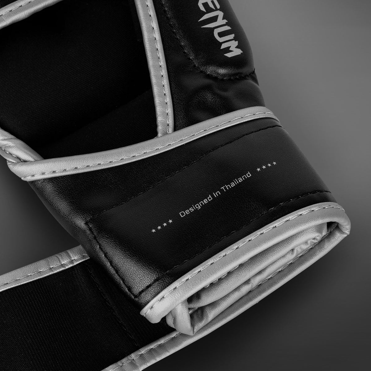 Venum Challenger 2.0 MMA-Handschuhe - Schwarz/Silber