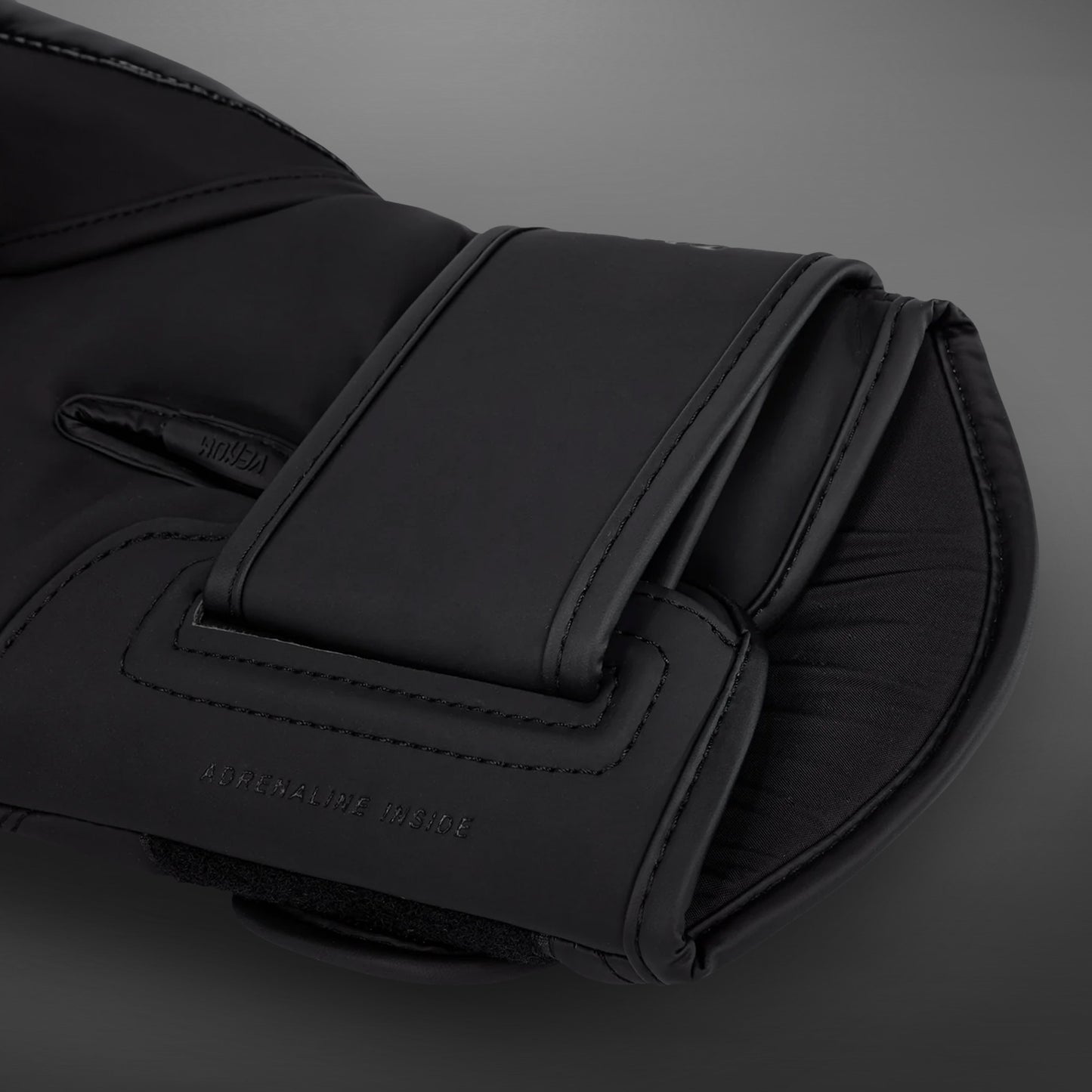 Venum Challenger 4.0 Boxhandschuhe - Schwarz/Schwarz