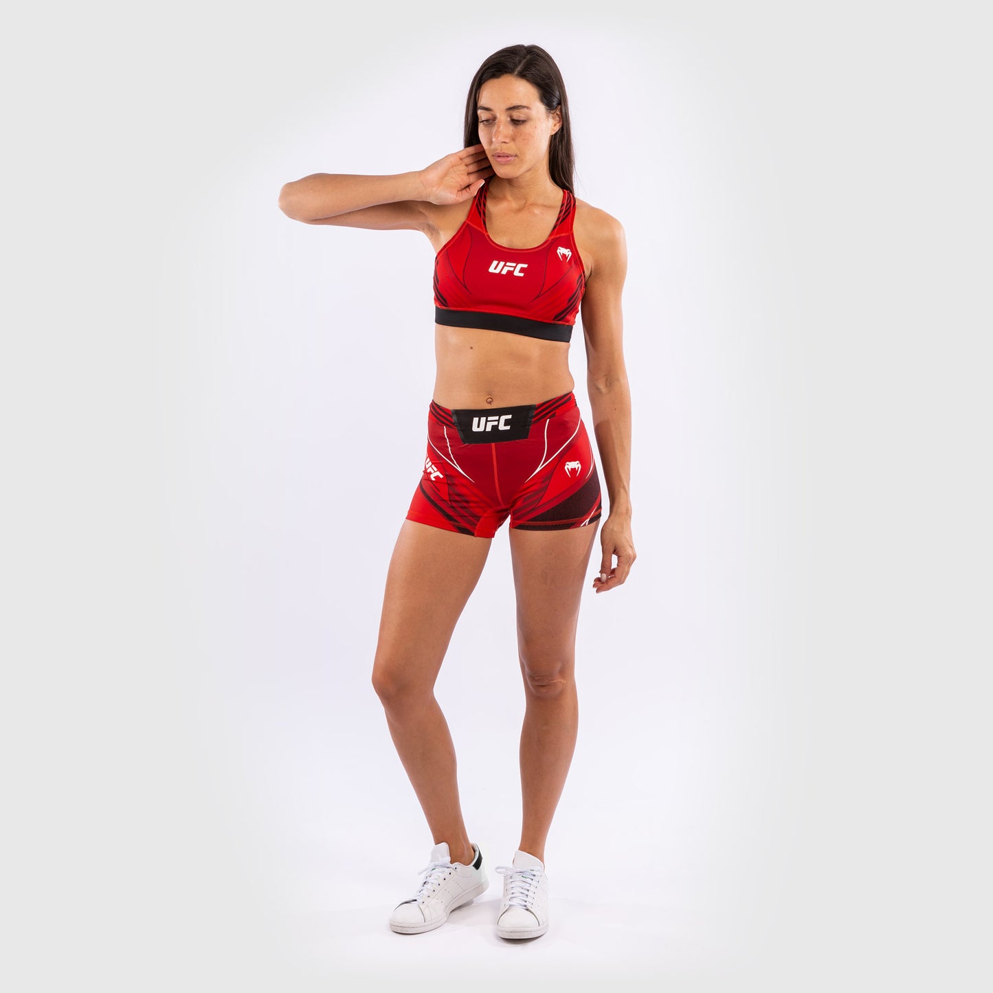 UFC Venum Authentic Fight Night Damen Vale Tudo Shorts - Short Fit - Rot