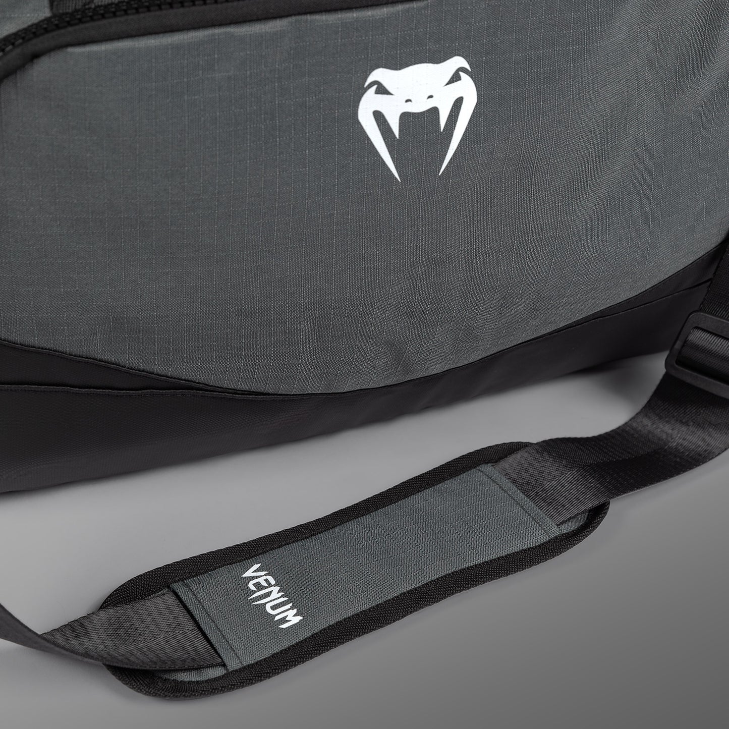 Venum Evo 2 XTrem Ripstop Sporttasche (55-63L) – Sturmgrau