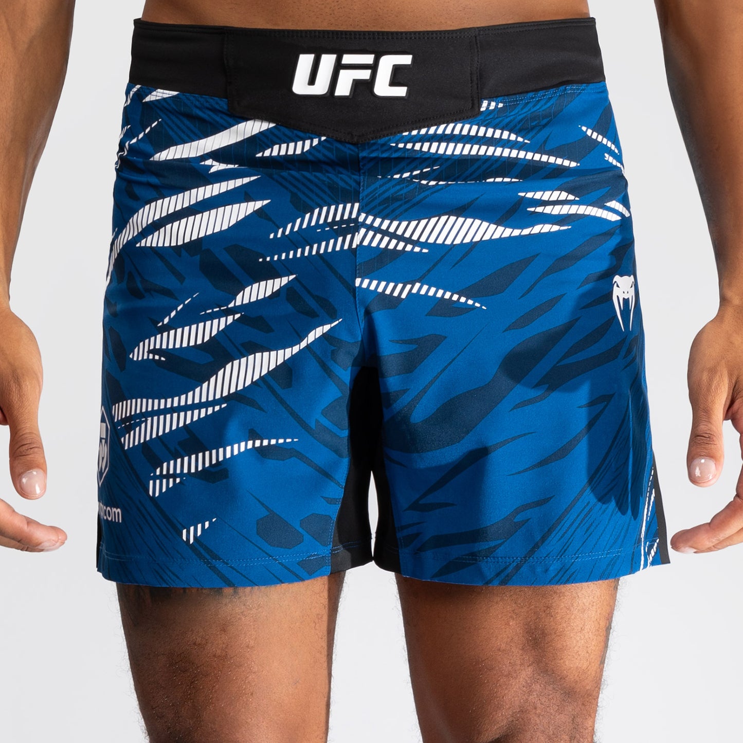 UFC Fusion by Venum Personalized Authentic Fight Night Herren Fight Short - Short Fit - Blau