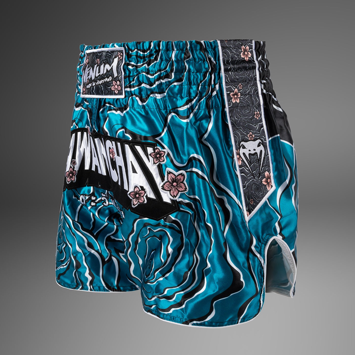 Venum x Tawanchay Muay Thaï Shorts – Blau/Weiß