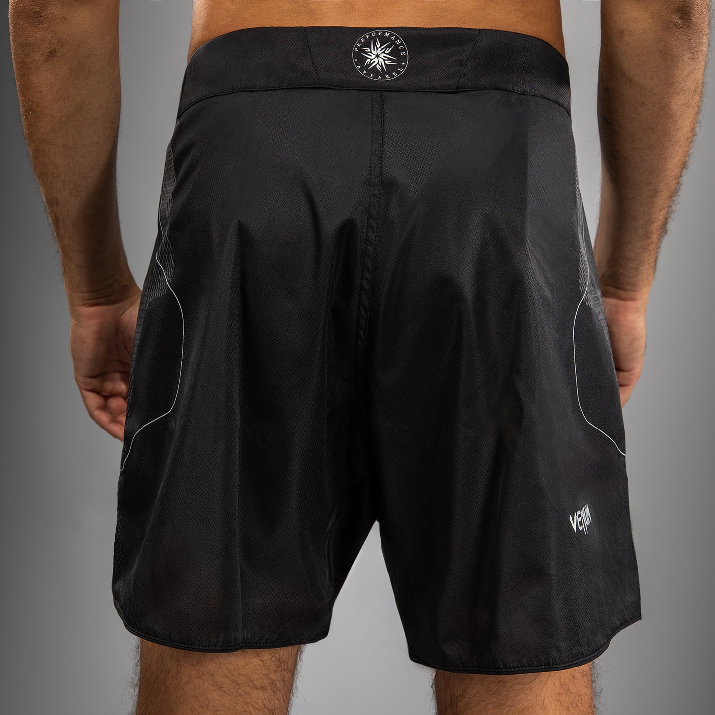 Venum Nexus Fight Shorts – Schwarz/Silber