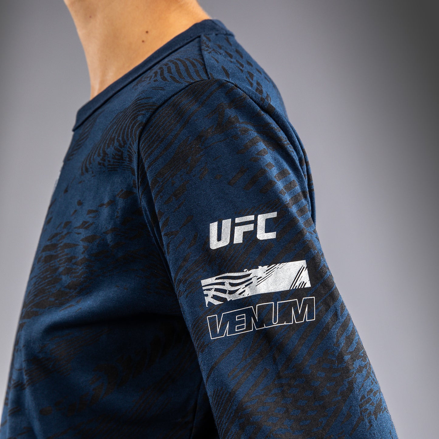UFC Fusion by Venum Fight Week Damen Langarm Baumwoll T-Shirt - Ozeanisches Blau