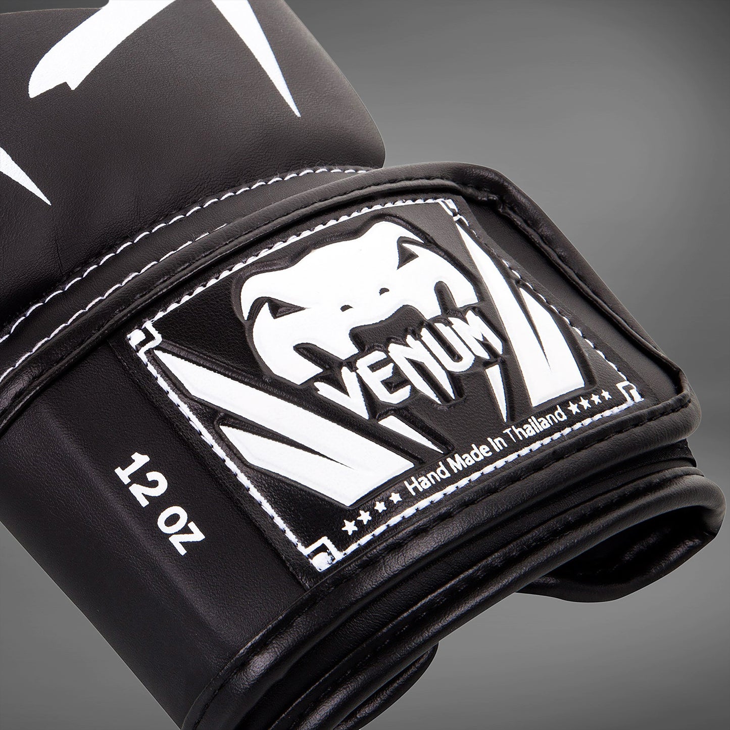 Venum Elite Boxhandschuhe - Schwarz/Weiß