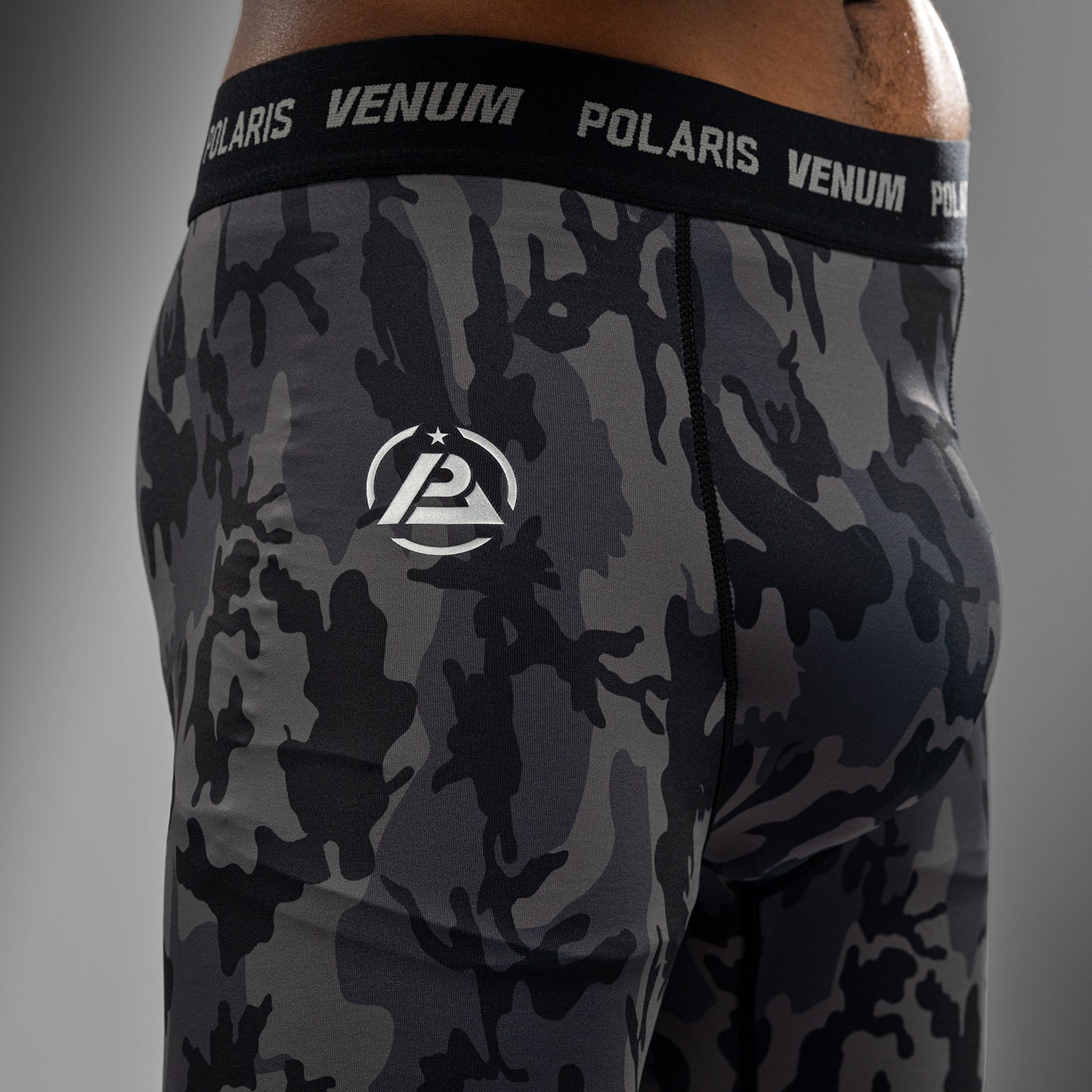 Venum x Polaris Vale Tudo Shorts - Schwarz/Grau