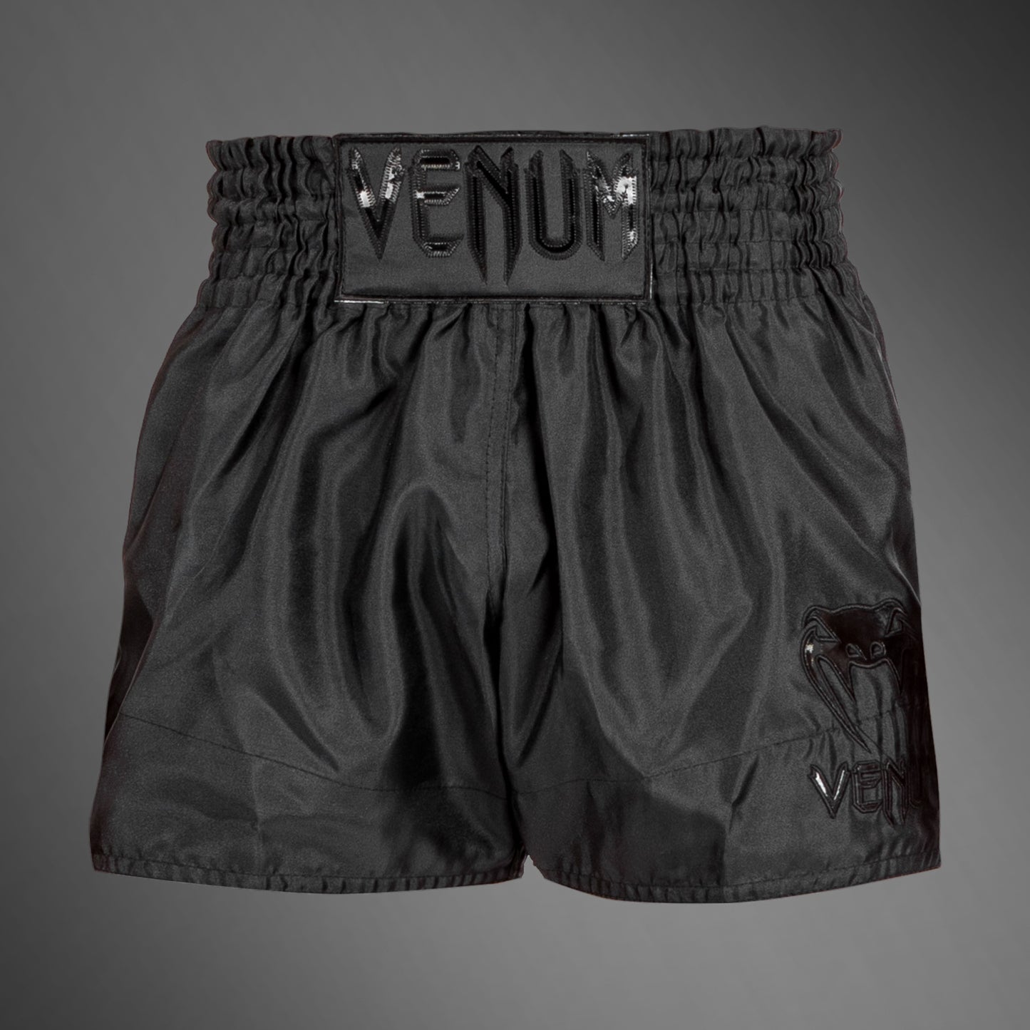 Muay Thai Shorts Classic Venum - Schwarz/Schwarz