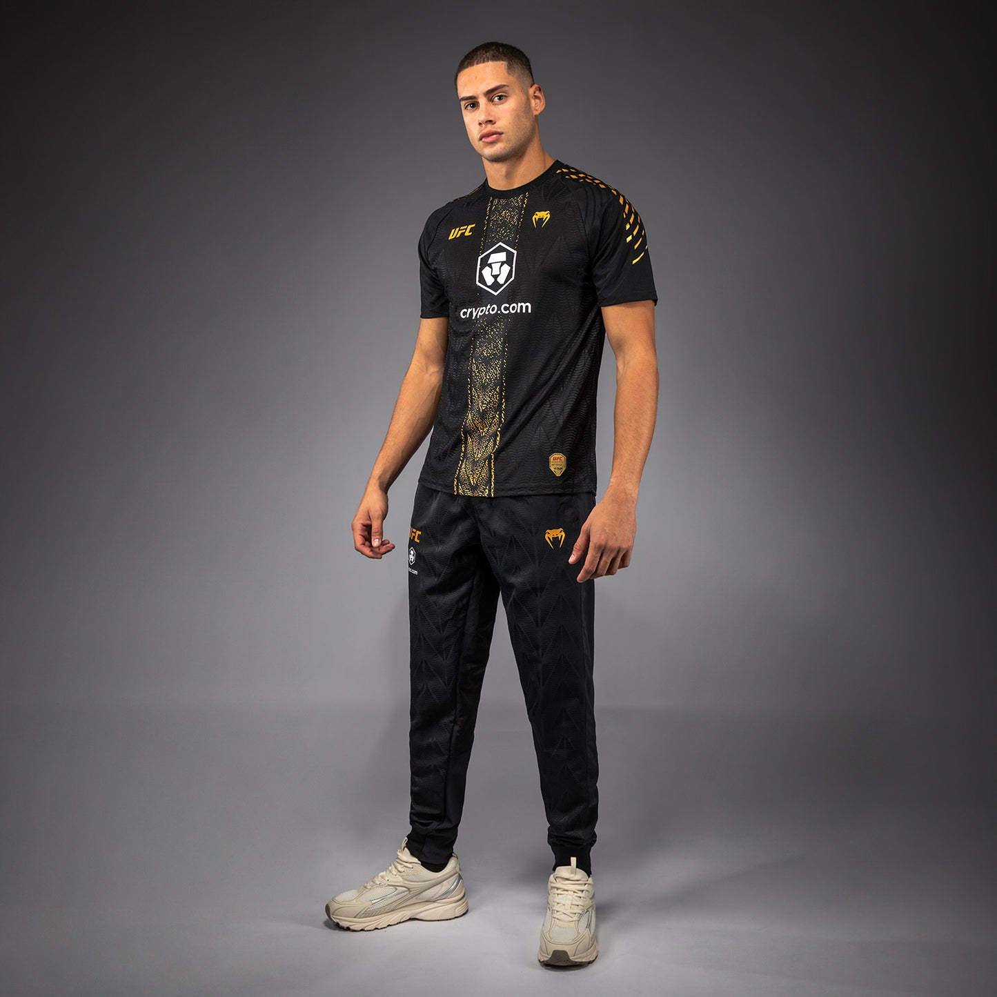 UFC Zenith by Venum Authentic Fight Night Offizielles Walkout-Trikot Herren - Champion