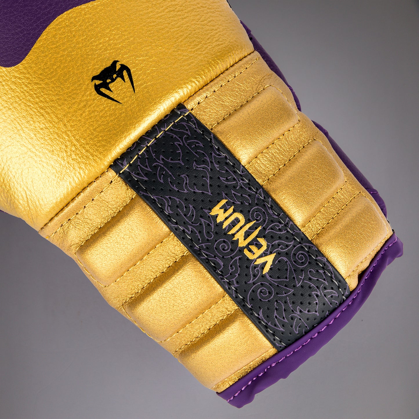 Venum Reverso - Boxhandschuhe - Dunkellila/Gold