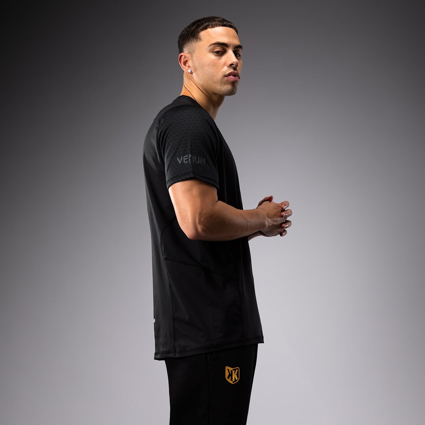 FK x Venum Hexagone MMA T-Shirt - Schwarz/Gold