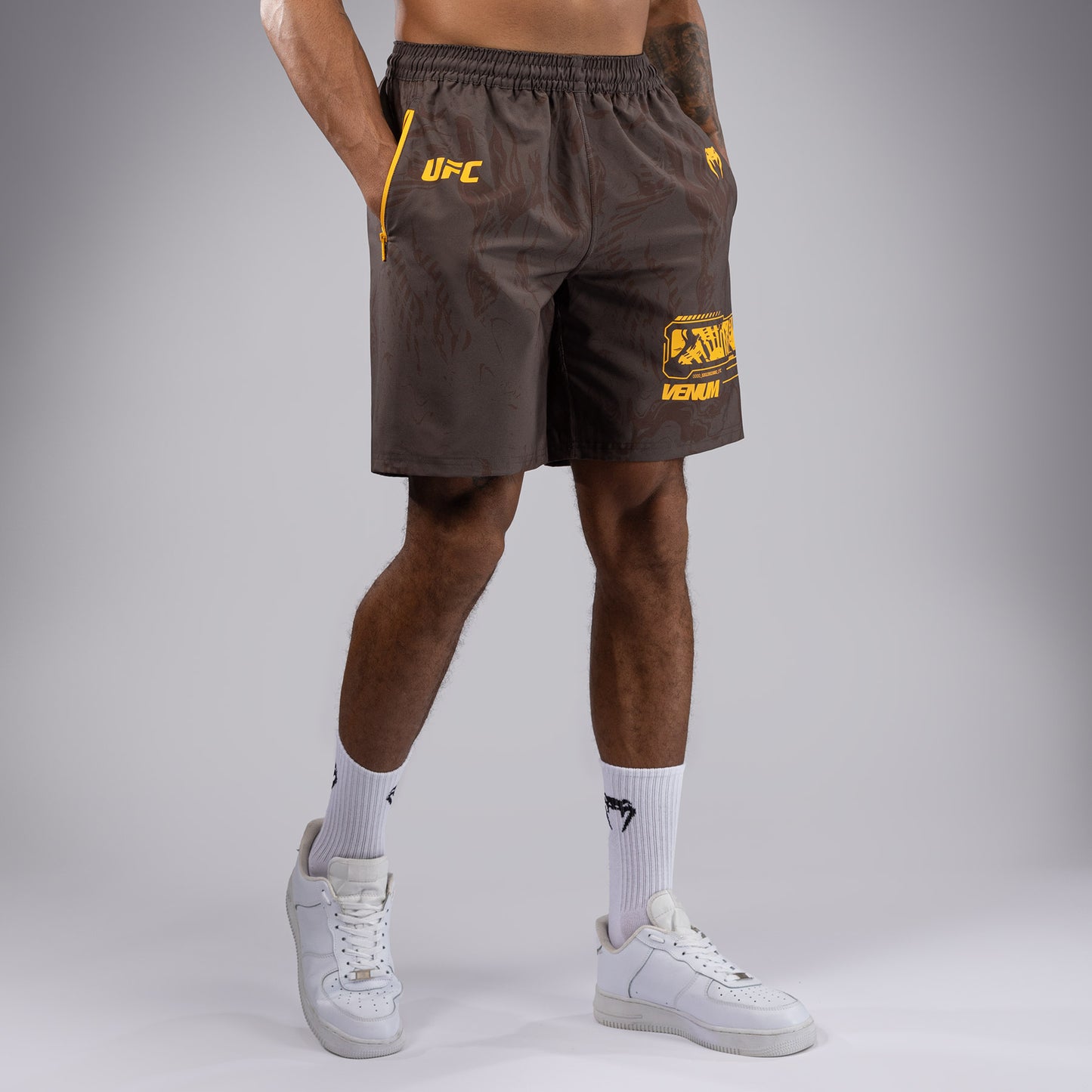 UFC Fusion by Venum Fight Week Herren Performance Short - Erdiges Braun