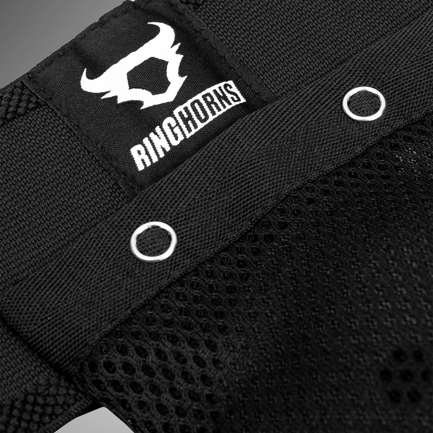 Ringhorns Charger by Venum Tiefschutz und Suspensorium – Schwarz