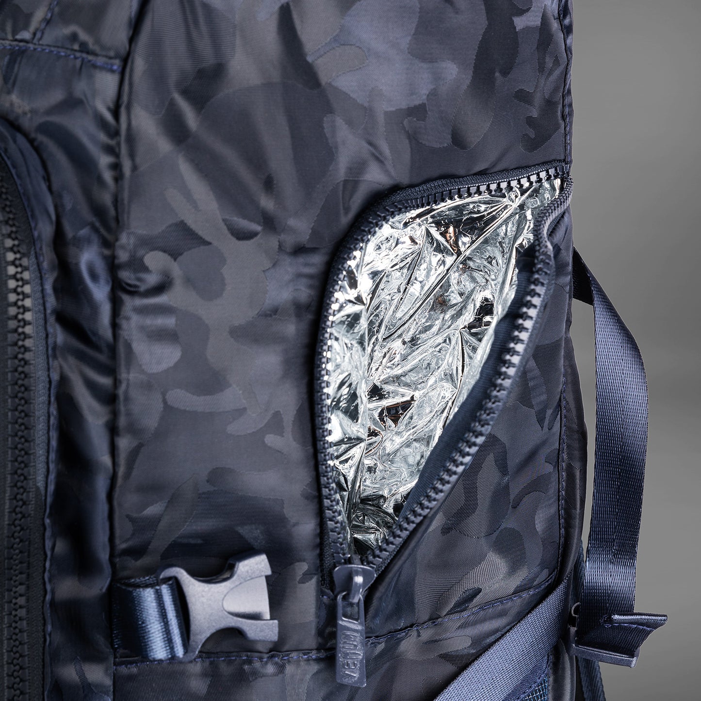 Venum Challenger Xtrem Rucksack (50-63L) – Camouflage/Blau