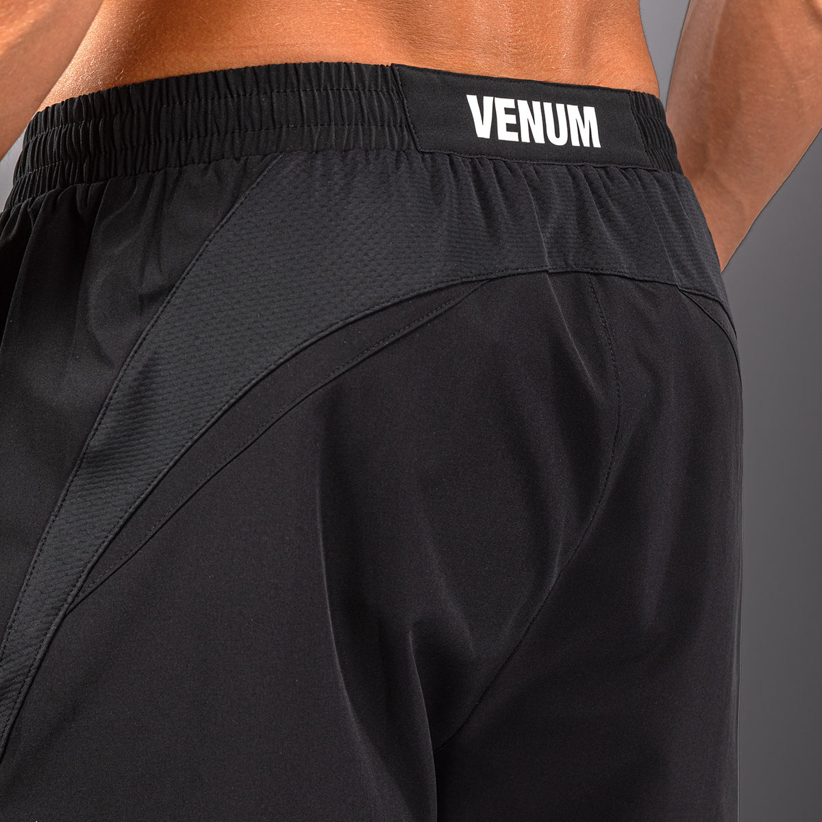 Venum G-Fit Scale Trainingsshorts - Schwarz