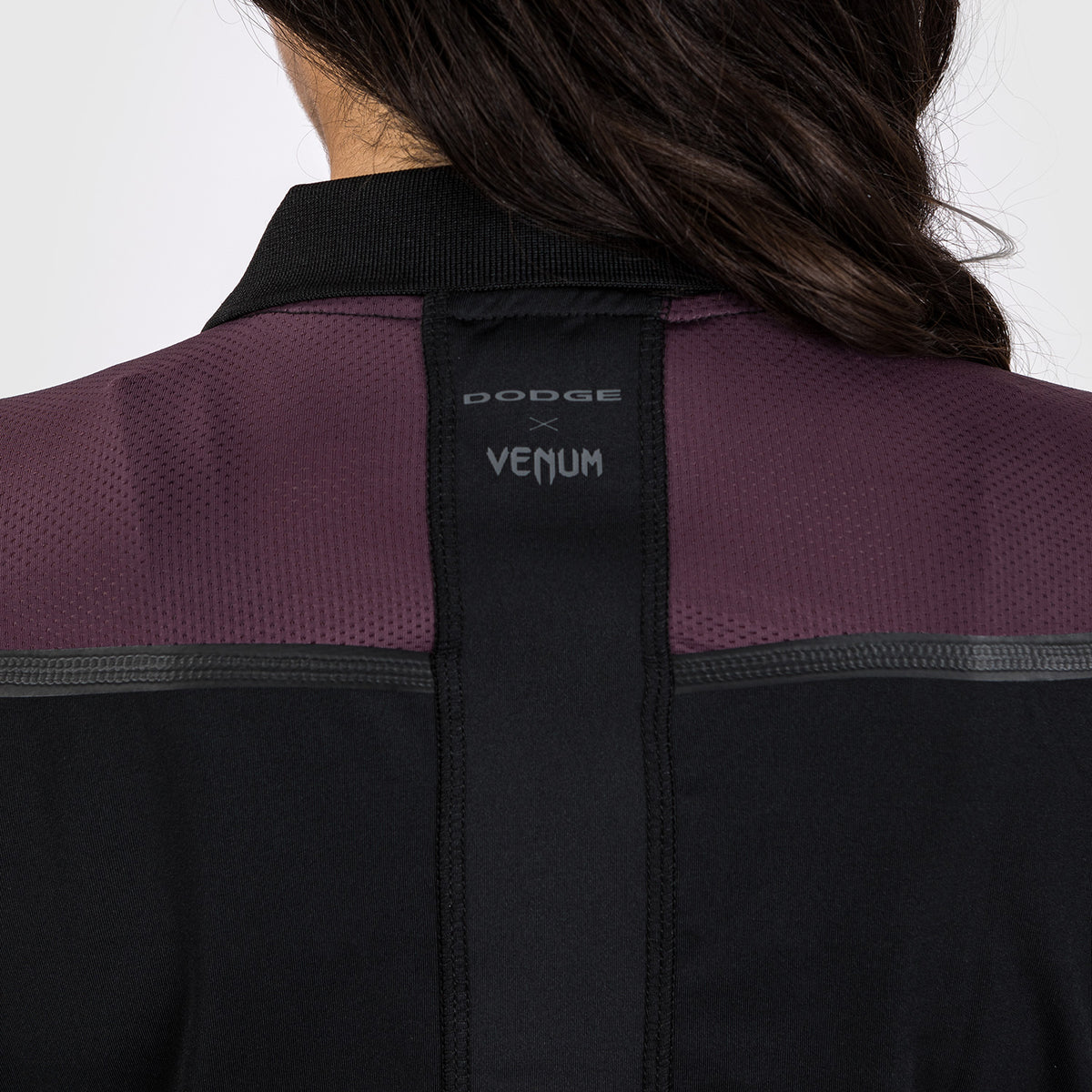 Venum x Dodge Banshee Dry Tech Polo für Frauen - Schwarz