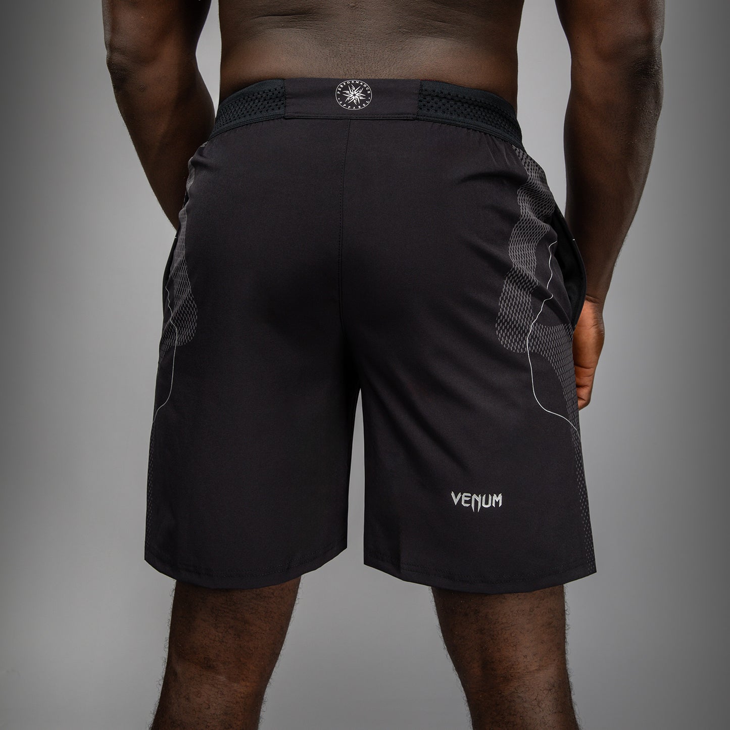 Venum Nexus Trainingsshorts – Schwarz/Silber