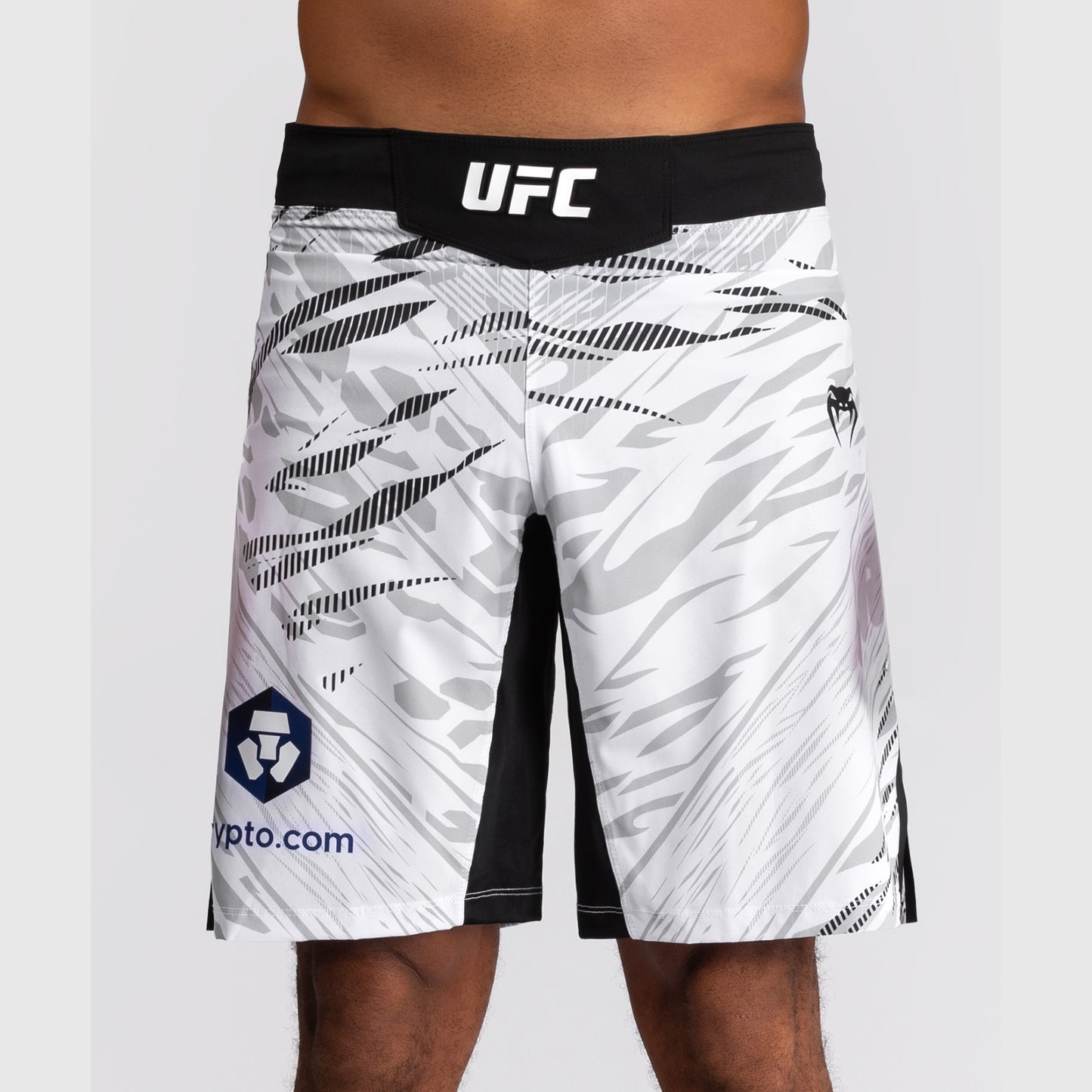 UFC Fusion by Venum Personalized Authentic Fight Night Herren Fight Short - Long Fit - Weiß