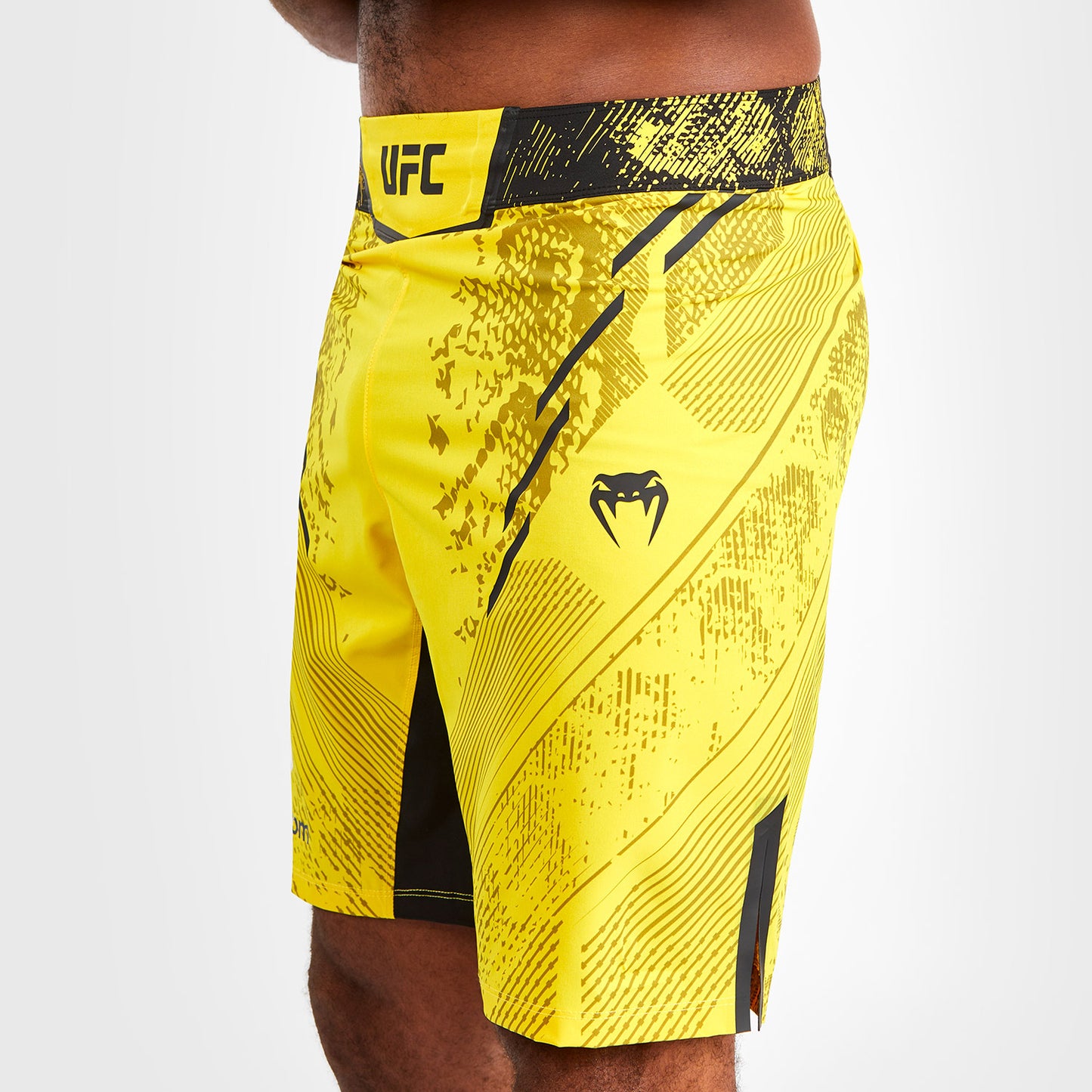 UFC Adrenaline by Venum Personalisierte Authentische Fight Night Herren-Kampfshorts - Lange Passform - Grün