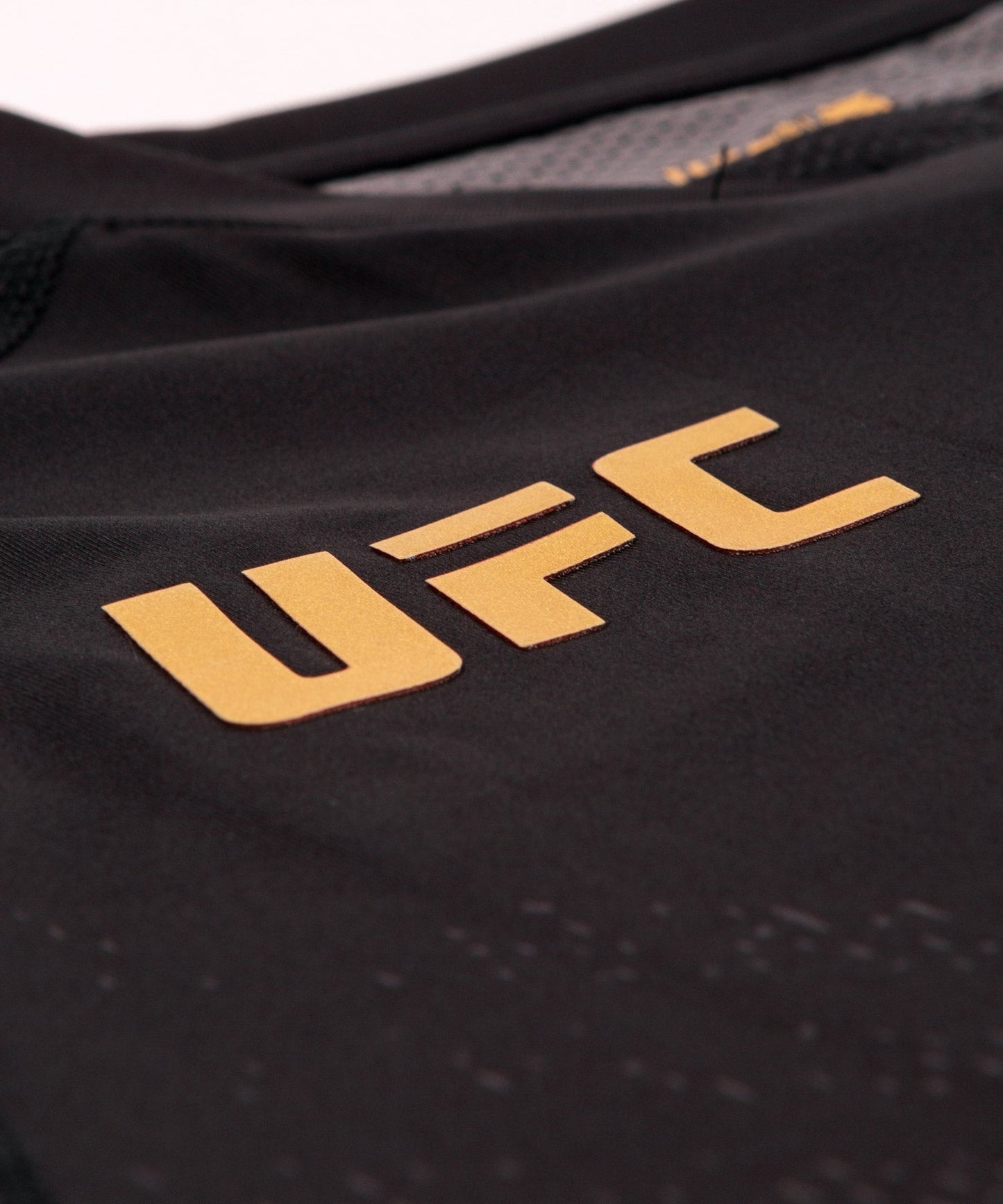 UFC Venum Fighters Authentic Fight Night Herren Walkout Trikot - Champion