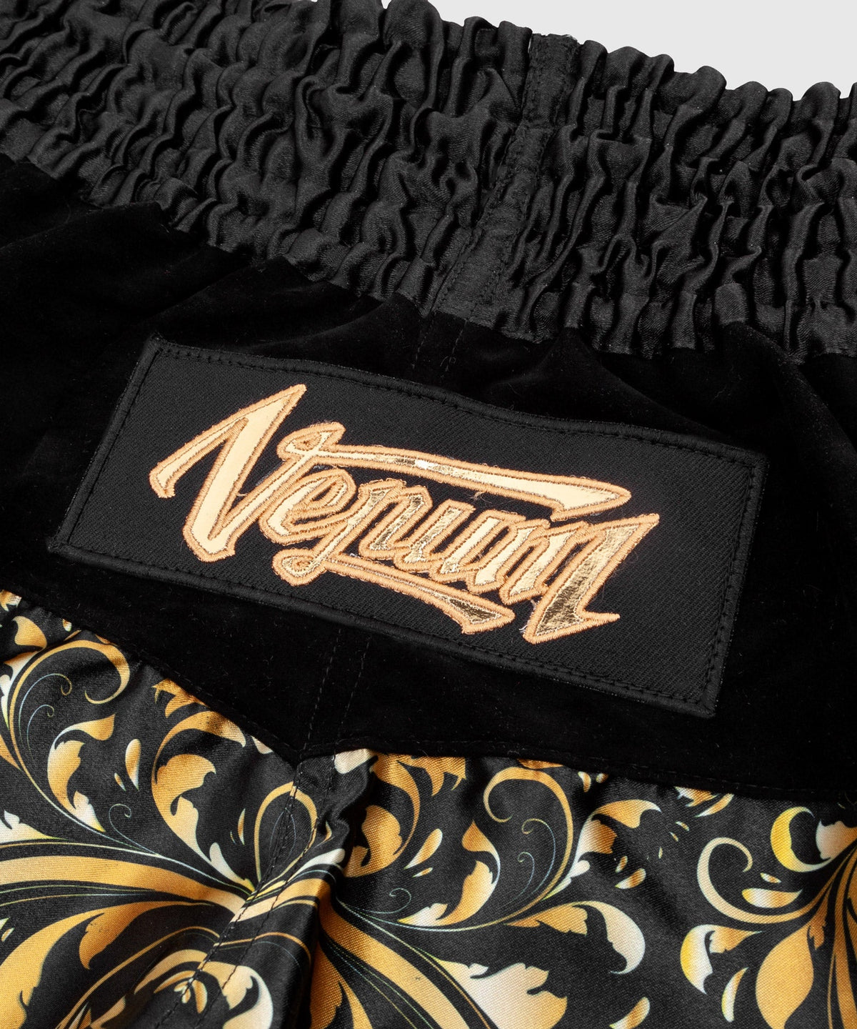 Shorts Muay Thai Venum Absolute - Schwarz/Gold - Exklusivität