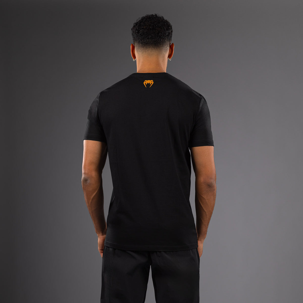 Venum x Topuria Unmatched Edition T-Shirt - Schwarz/Gold