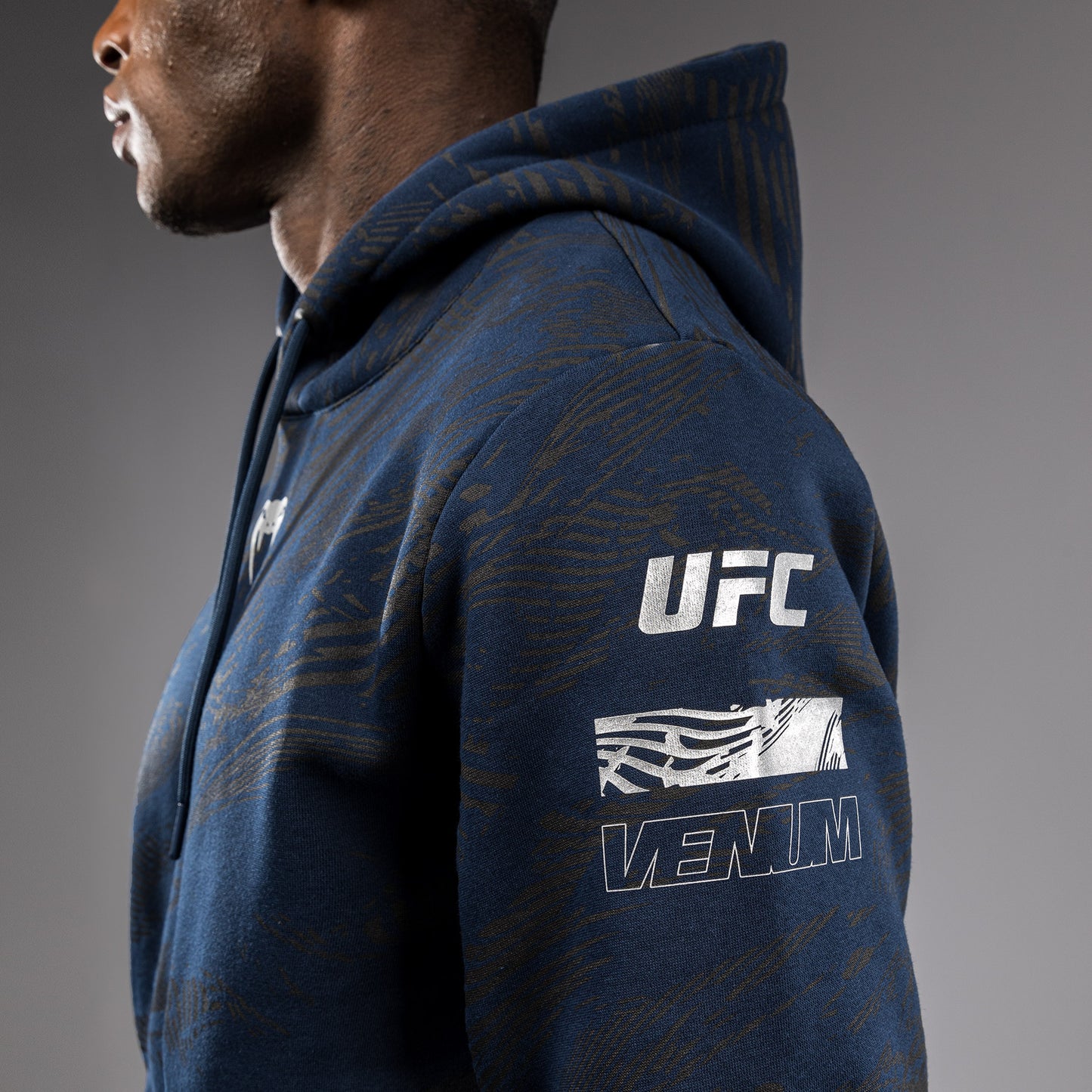 UFC Fusion by Venum Fight Week Herren Pullover Hoodie - Ozeanisches Blau