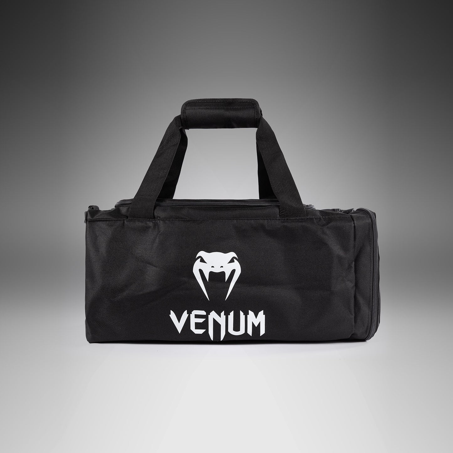 Venum Essential Sporttasche (26L) - Schwarz