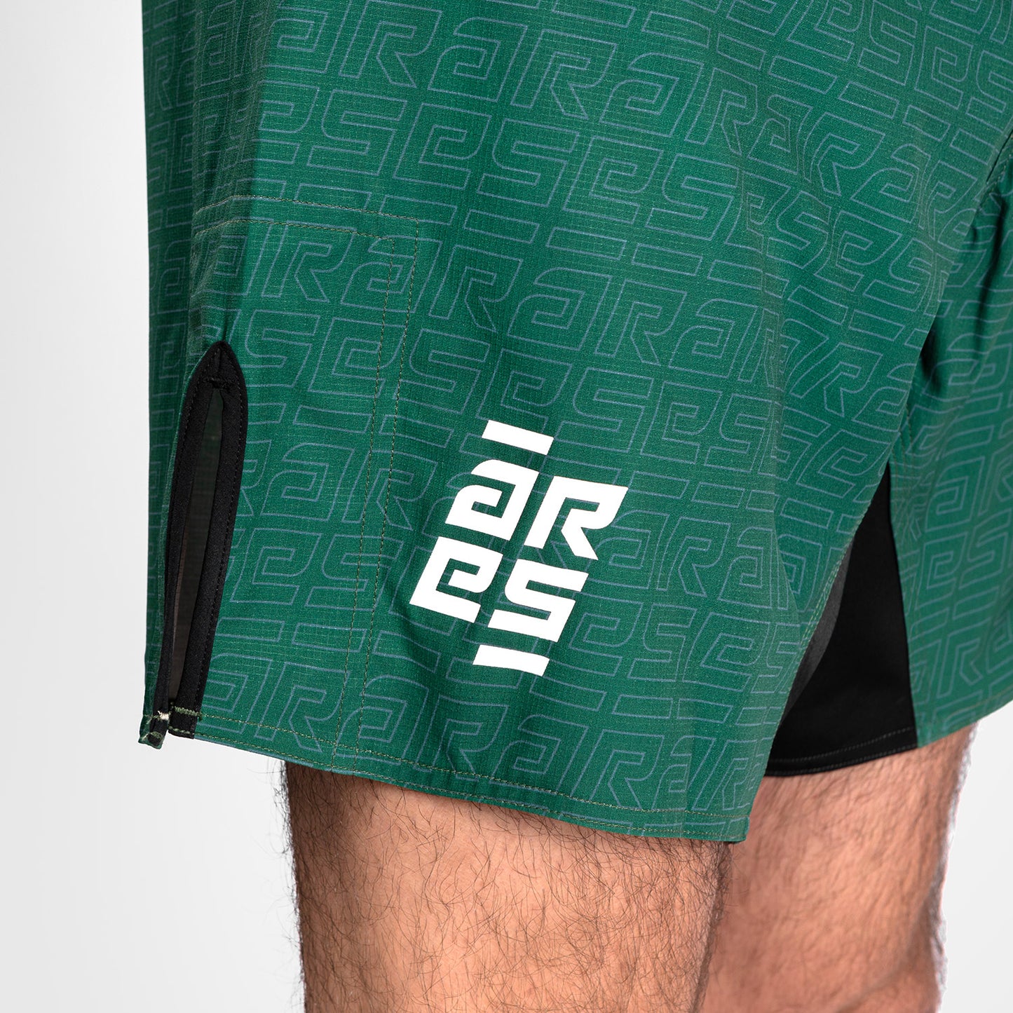 Venum x Ares 2.0 Kampfshorts - Khaki
