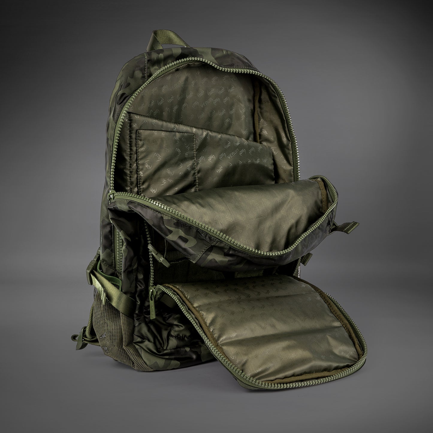 Venum Challenger Pro Rucksack (20-25L) – Khaki/Camo