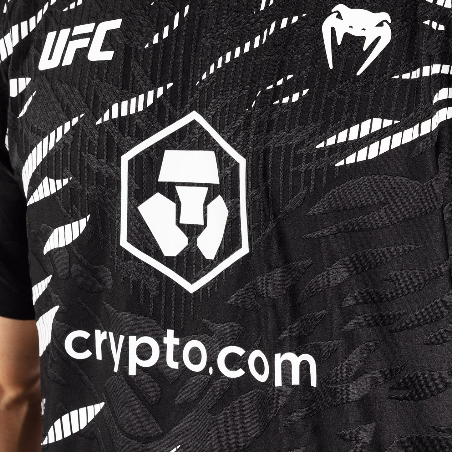 UFC Fusion by Venum Personalized Authentic Fight Night Herren Walkout Jersey - Schwarz