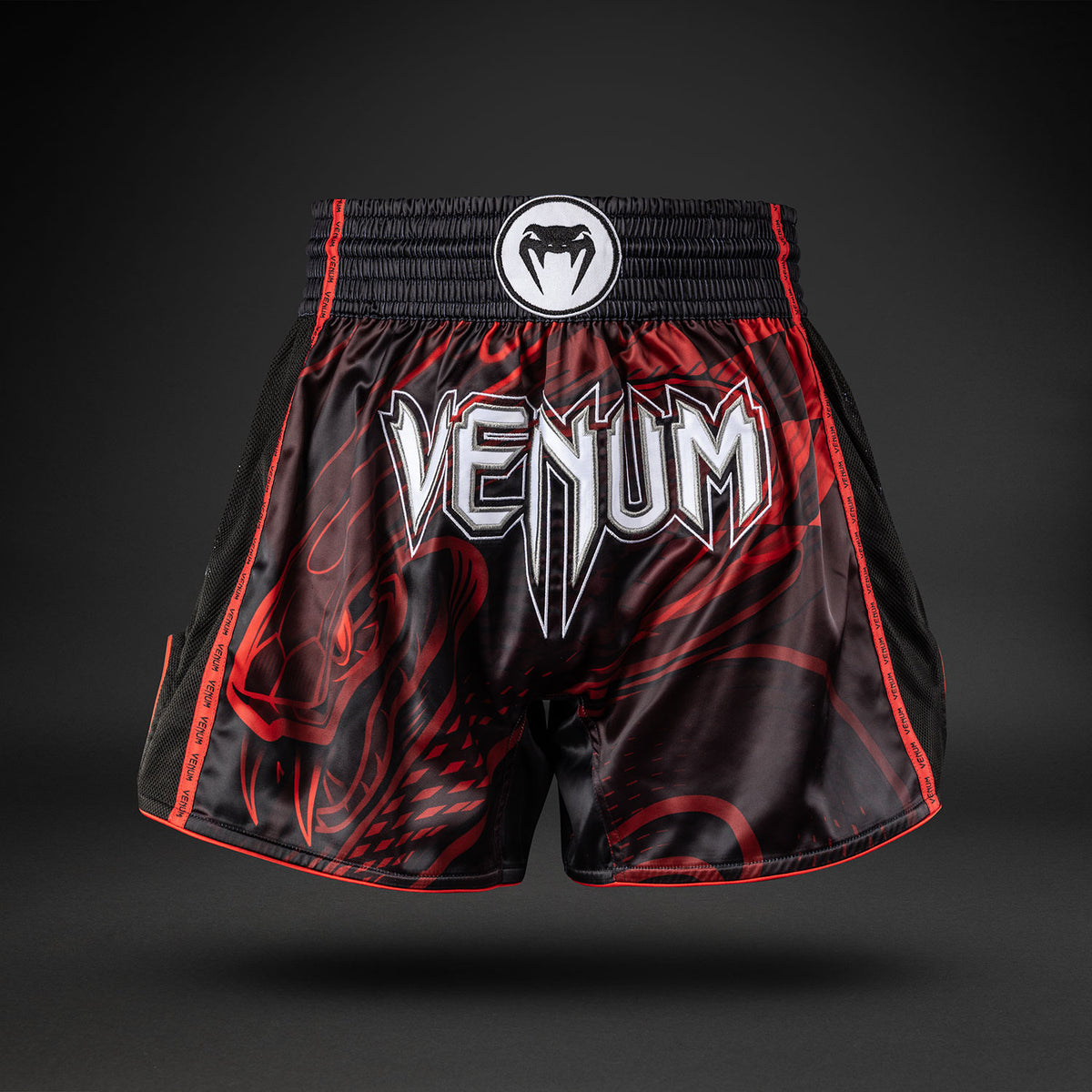 Venum Crimson Viper 2.0 Muay-Thai-Shorts - Schwarz/Rot