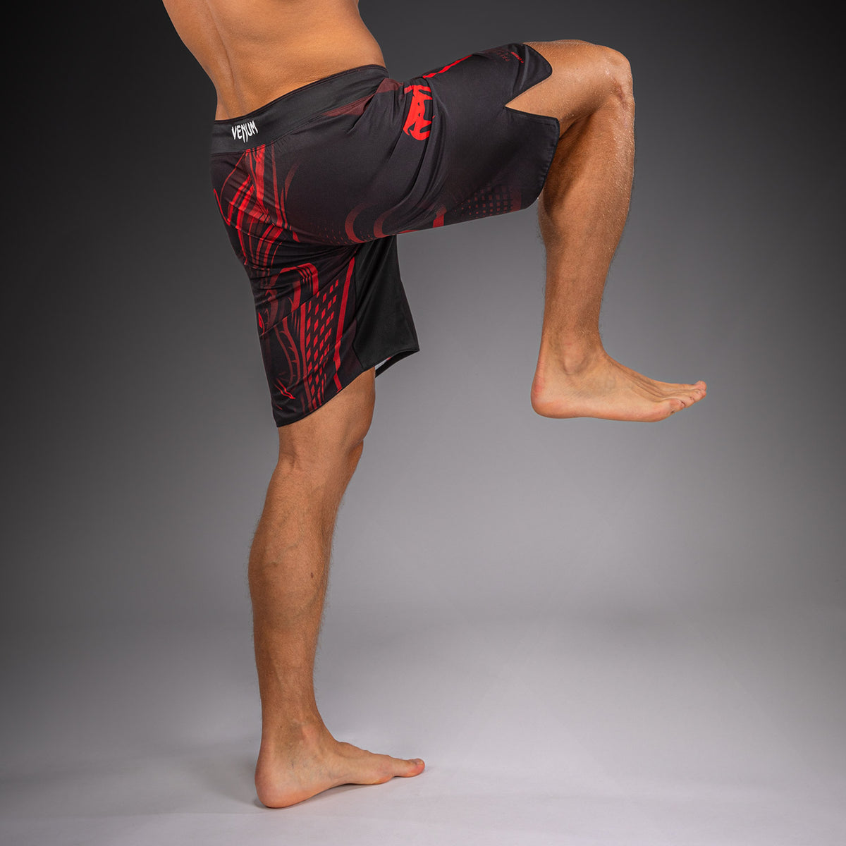 Venum Crimson Viper 2.0 Fightshorts - Schwarz/Rot