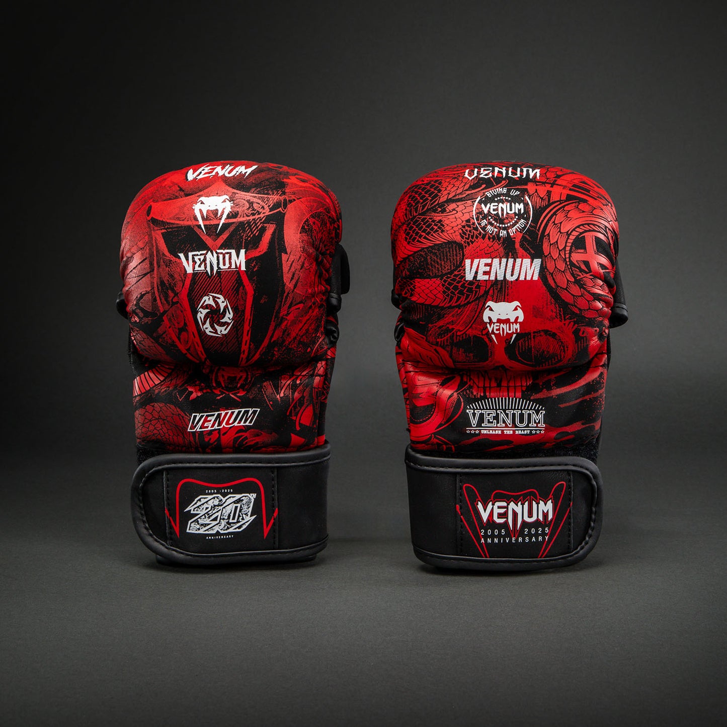 Venum 20th Anniversary Sparringhandschuhe - Schwarz/Rot