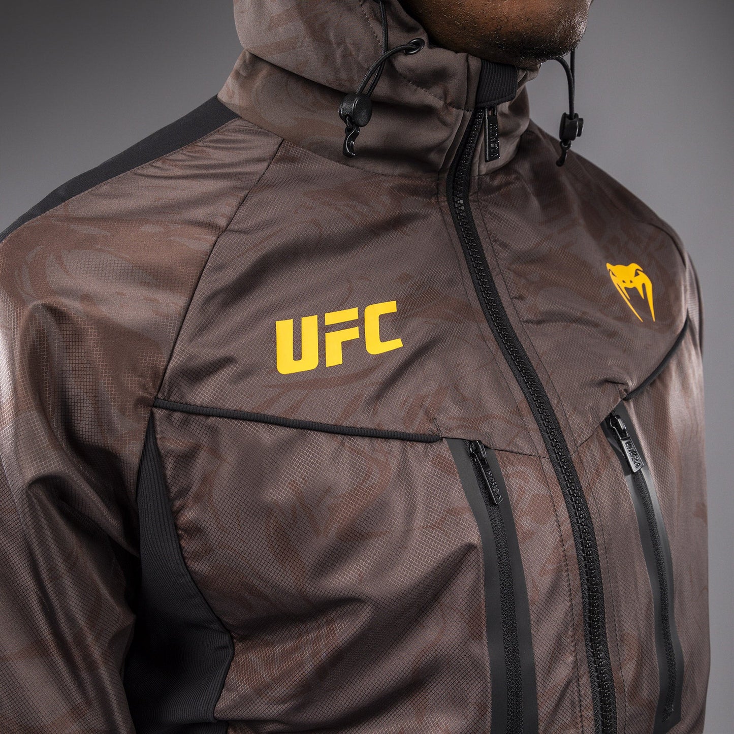 UFC Fusion by Venum Fight Week Herren Zip Hoodie - Erdiges Braun