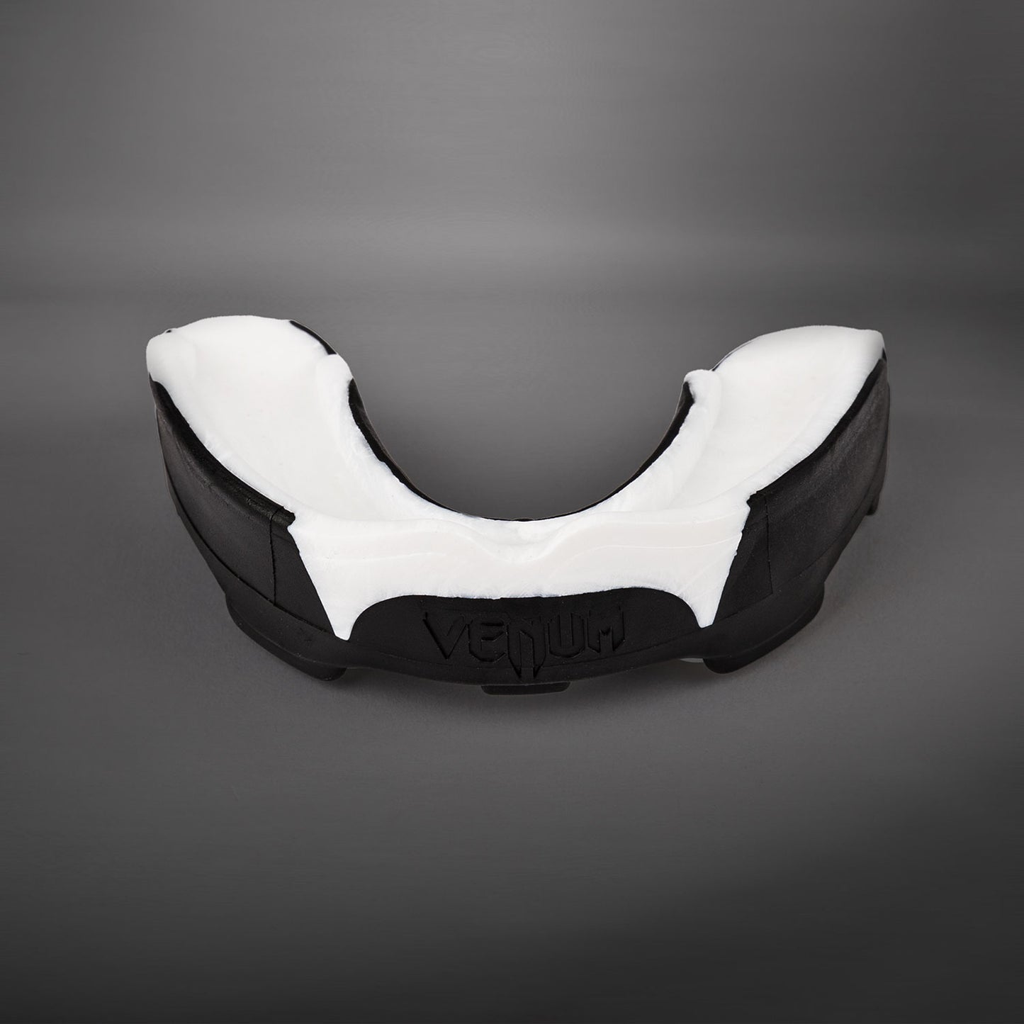 Venum Predator Mundschutz - Schwarz/Weiß