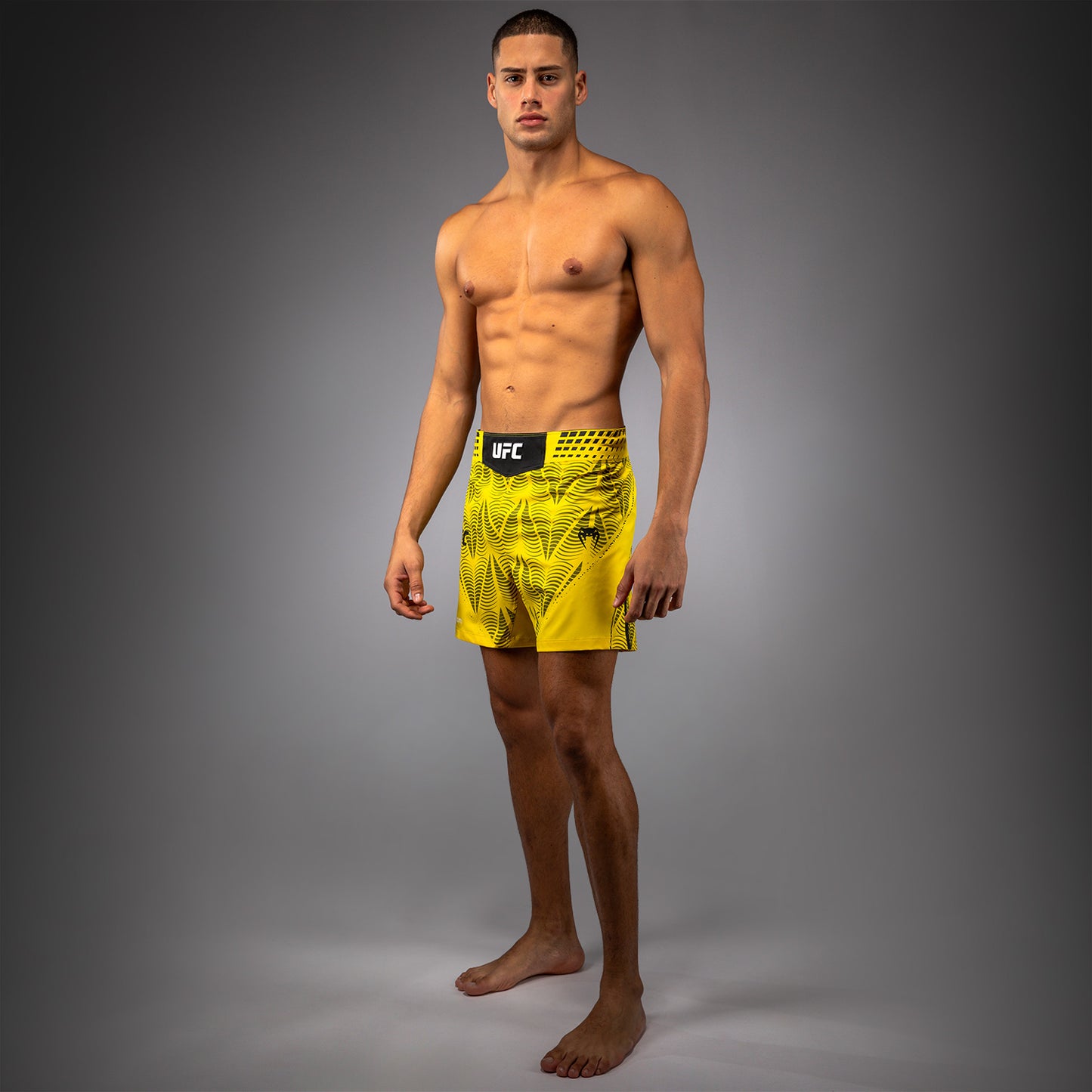 UFC Zenith by Venum Authentic Fight Night Kurze Passform Fight Short Herren - Gelb