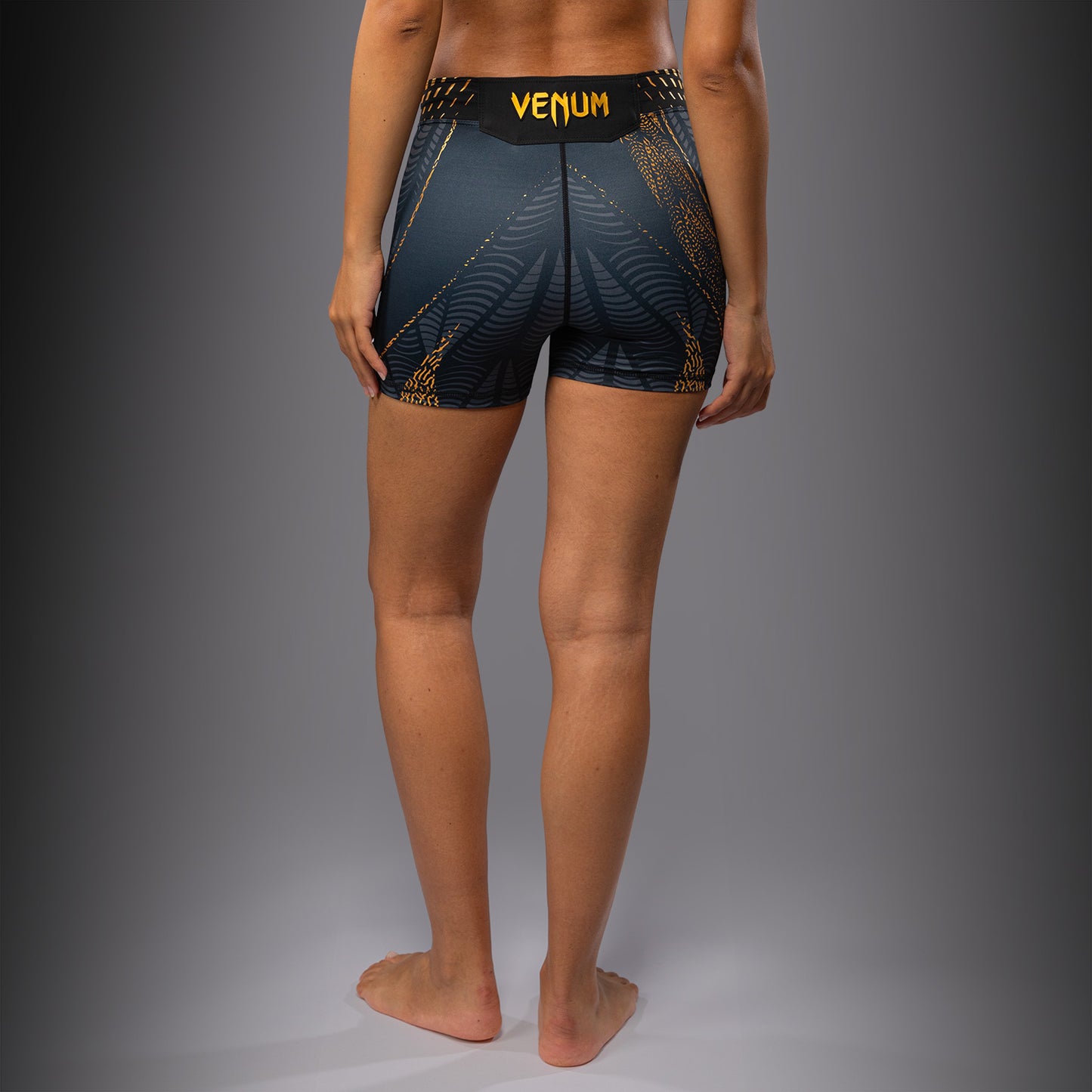 UFC Zenith by Venum Authentic Fight Night Kurze Passform Vale Tudo Short Damen - Champion