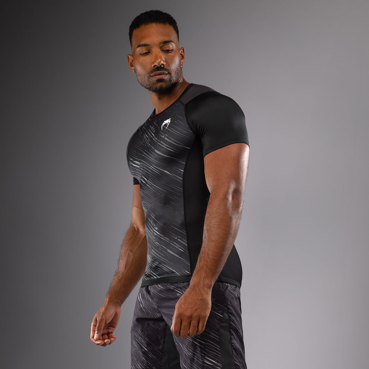 Venum Rapid Kurzarm Rashguard - Schwarz/Sturmgrau