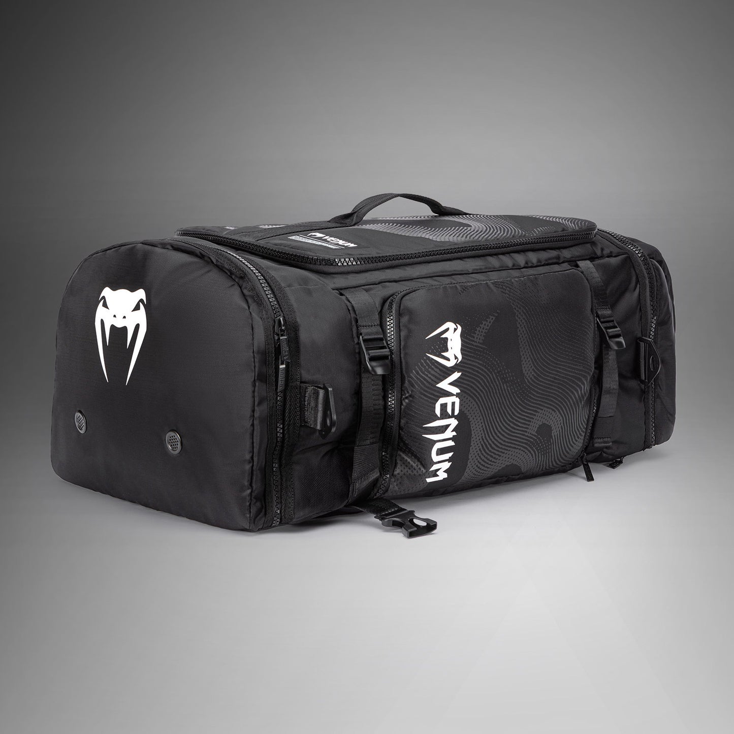 Venum Shockwave Sporttasche convertible (60L) - Schwarz