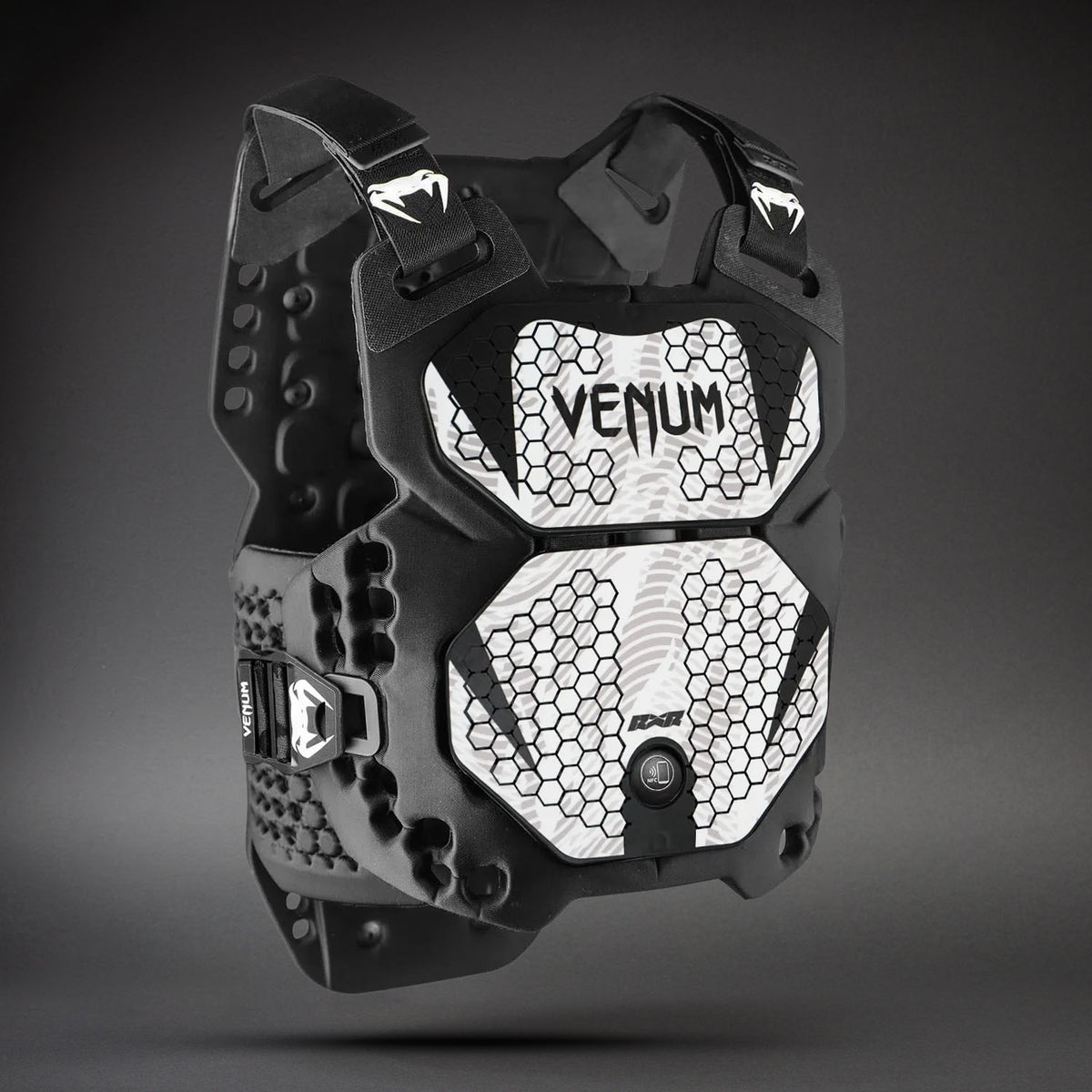 Venum x RXR R-Pro 2 Körperprotektor - Schwarz/Weiß