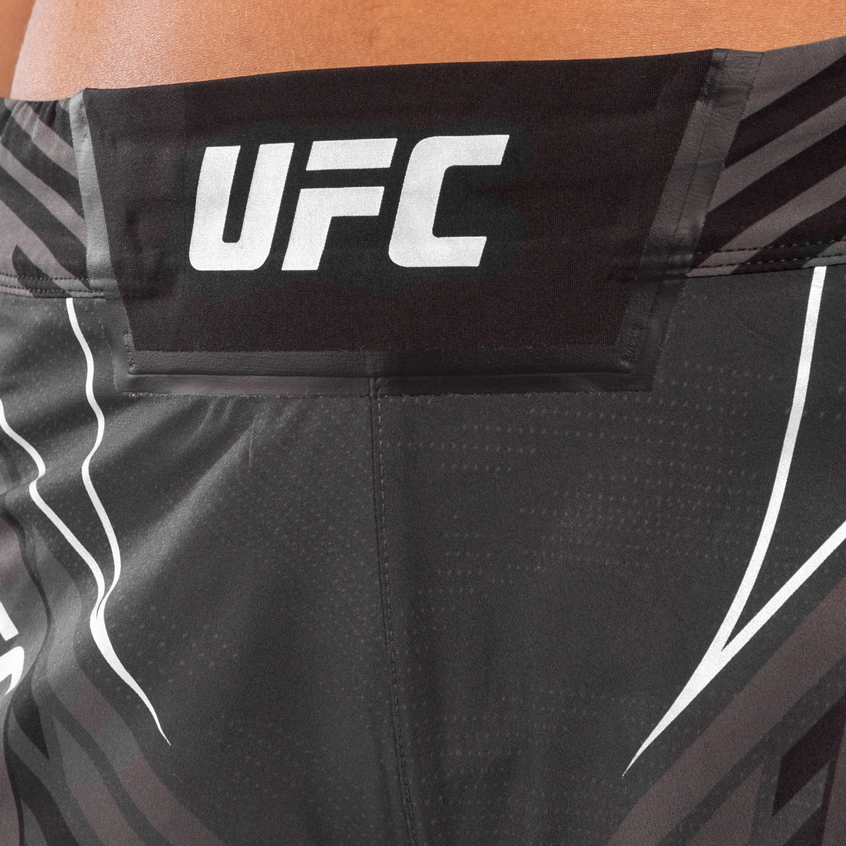 Venum UFC Authentic Fight Night Damen-Shorts – Schwarz