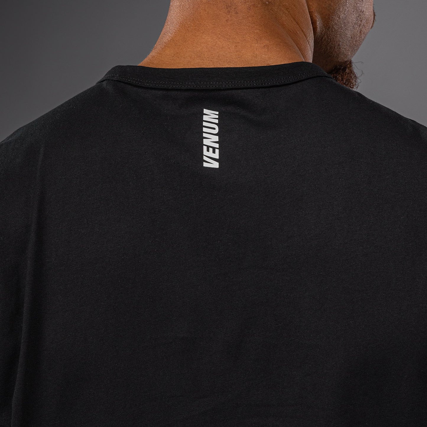 Venum Motorsports VT T-Shirt – Schwarz/Weiß